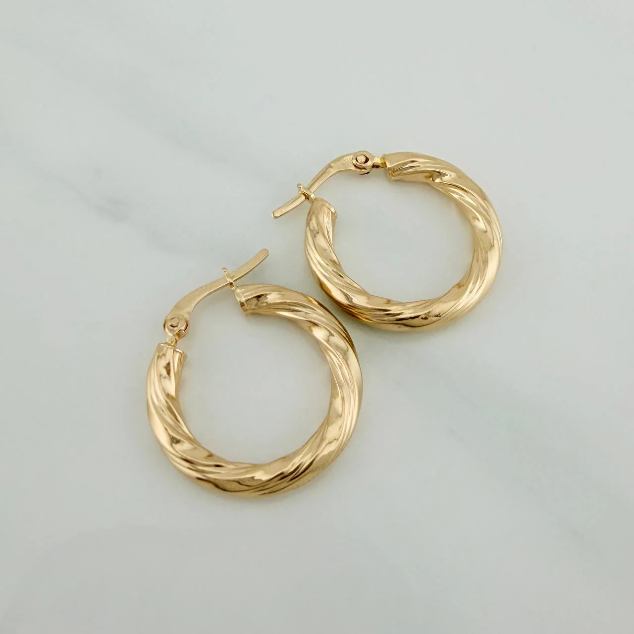 Candongas Mai 2.5gr / 2.8cm / Oro Amarillo 18K - Image 3