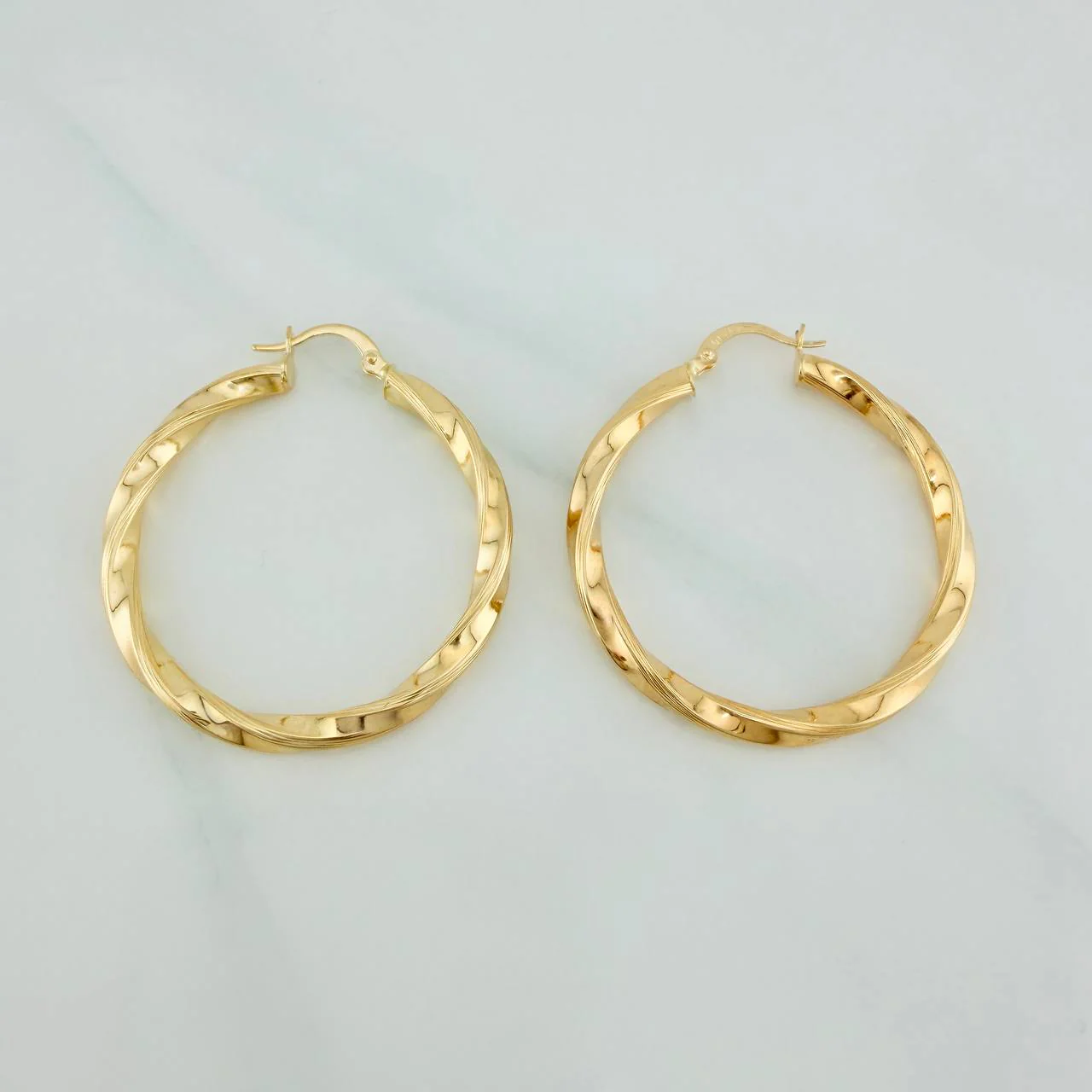 Candongas Mai 4.2gr / 4cm / Oro Amarillo 18K $