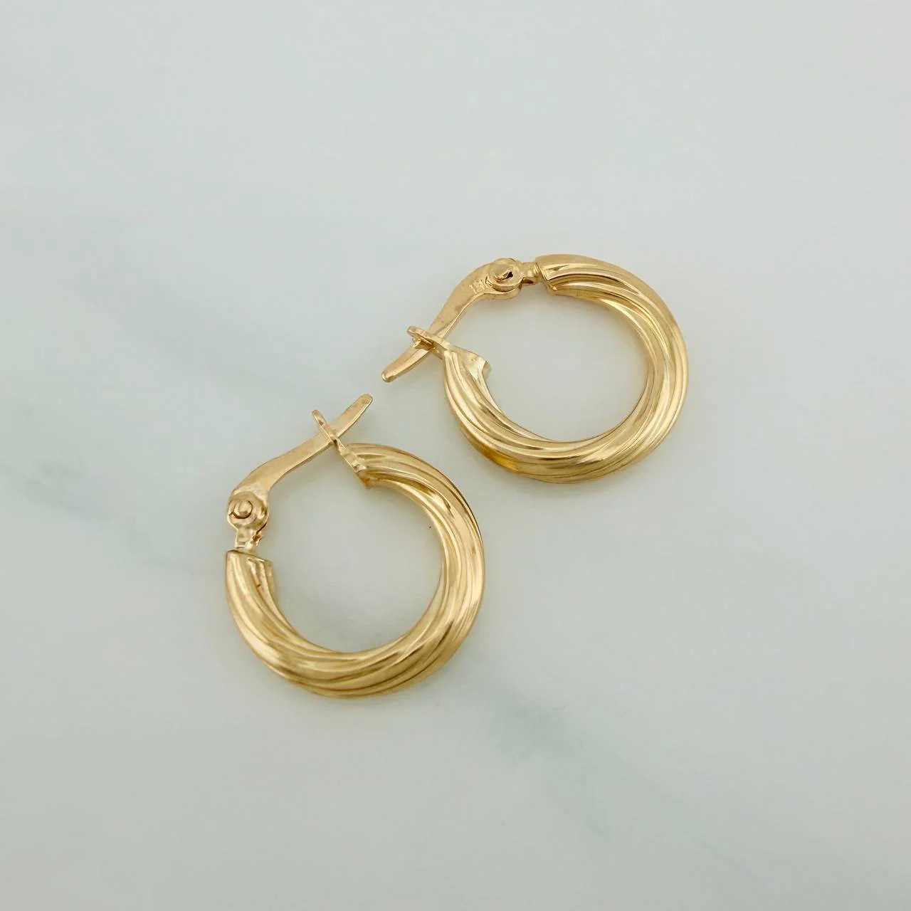 Candongas Mary 1.25gr / 1.7cm / Oro Amarillo 18K $ - Image 3