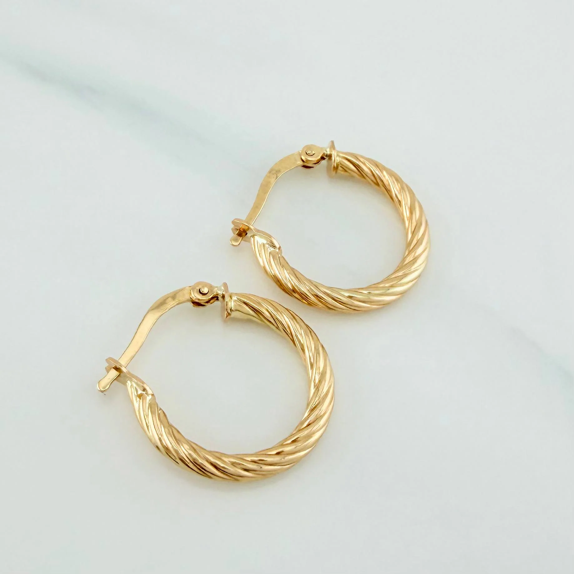 Candongas Mary 2 g / 1.8 cm Oro Amarillo 18K - Image 3