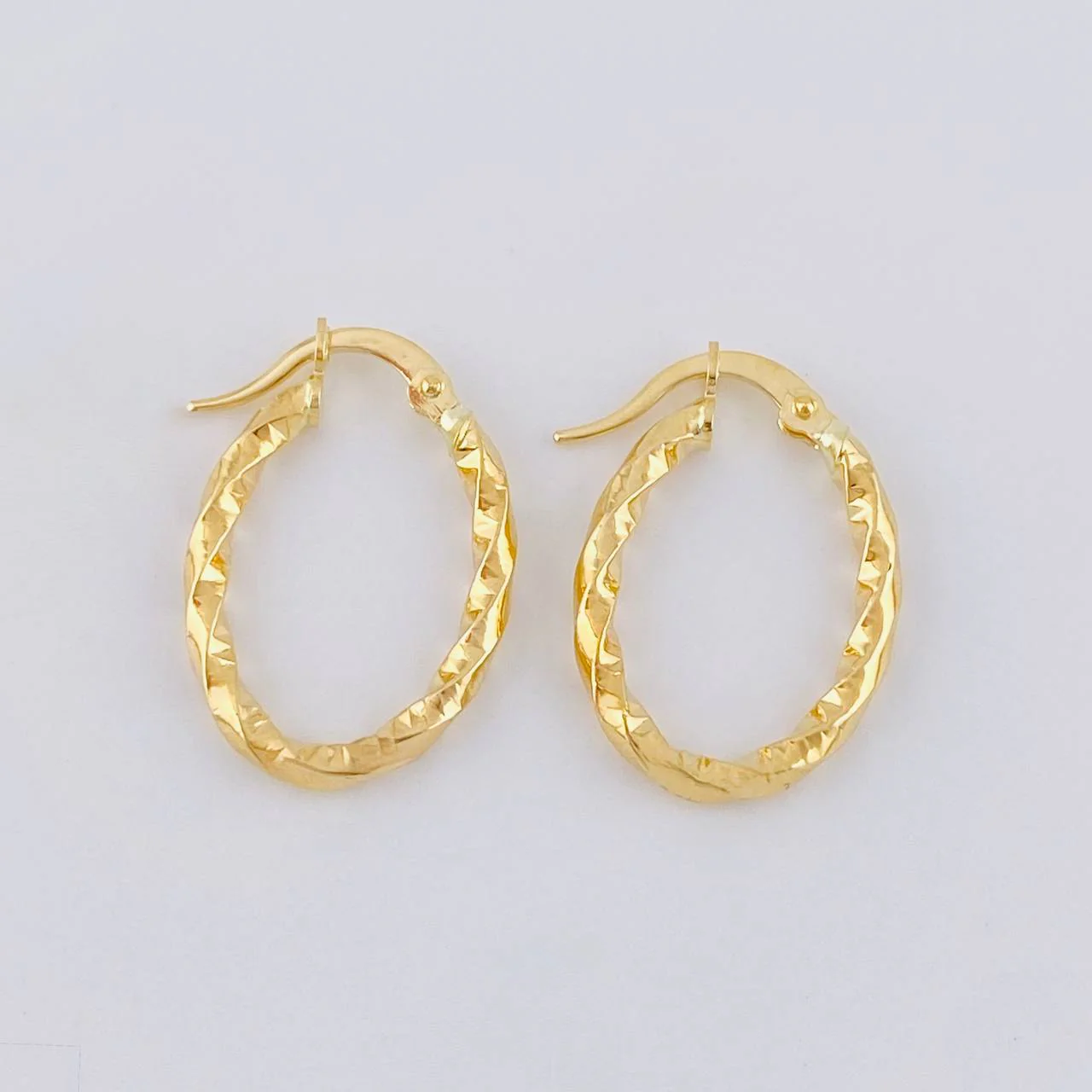 Candongas Mary Ovalada 1.3 g / 2.2 cm Oro Amarillo 18K