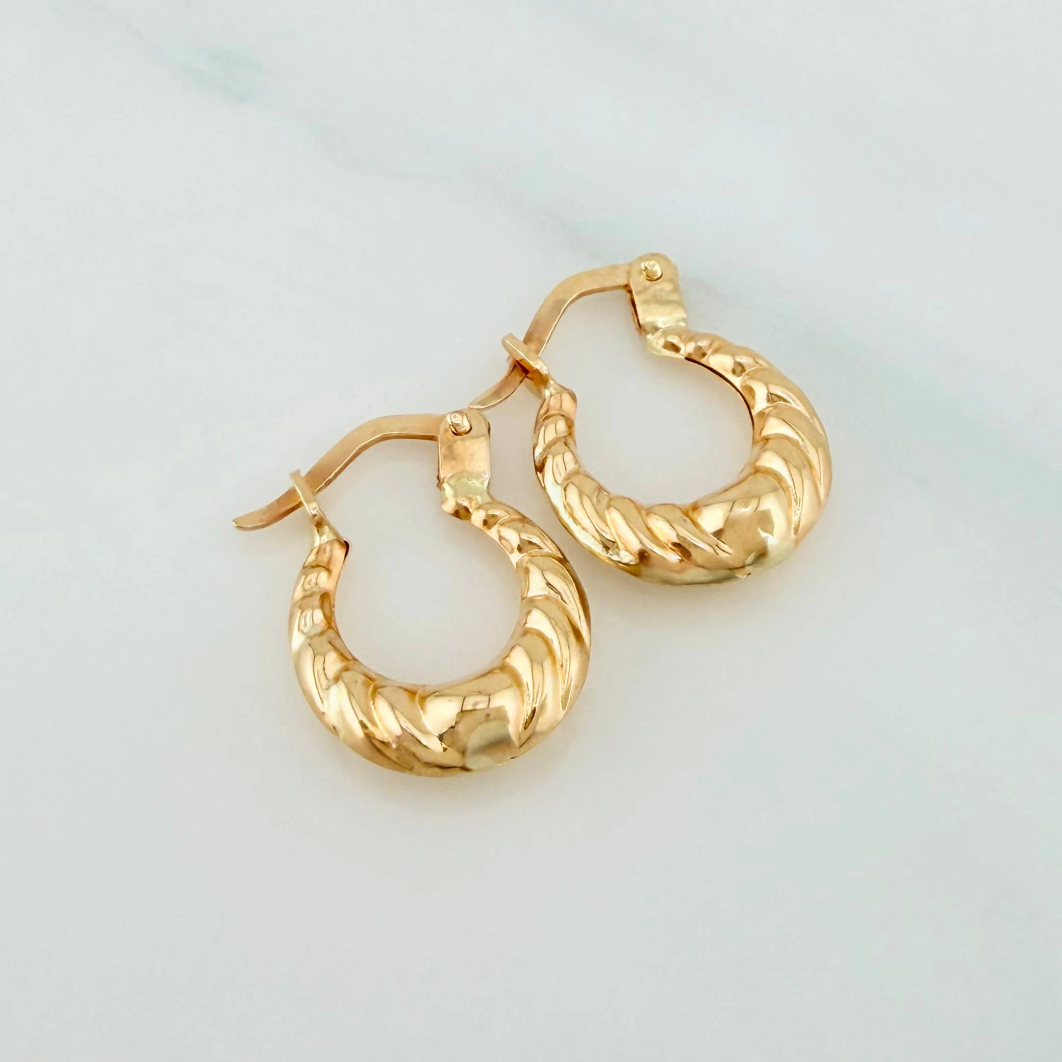 Candongas Mirilla Corazon 1.1 g / 1.5 cm Oro Amarillo 18K - Image 2