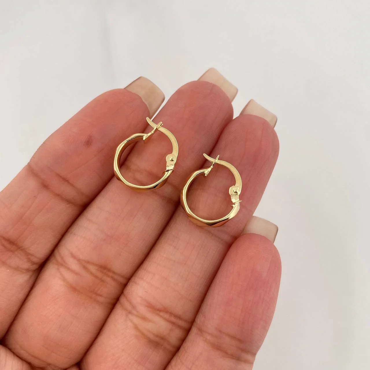 Candongas Nia 1.1 g / 1.4 cm Oro Amarillo 18K - Image 4