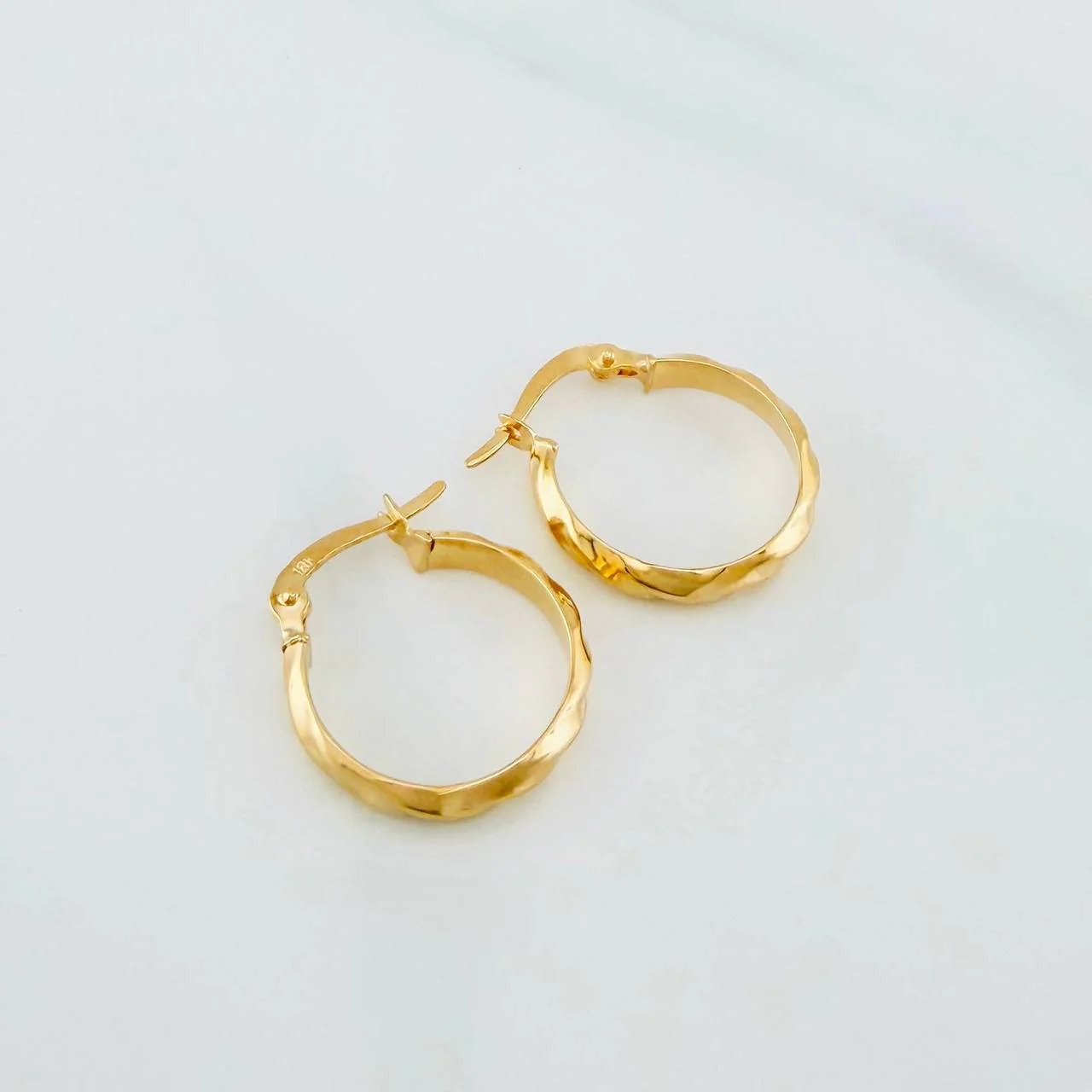 Candongas Nia 1.4 g / 2 cm Oro Amarillo 18K - Image 3