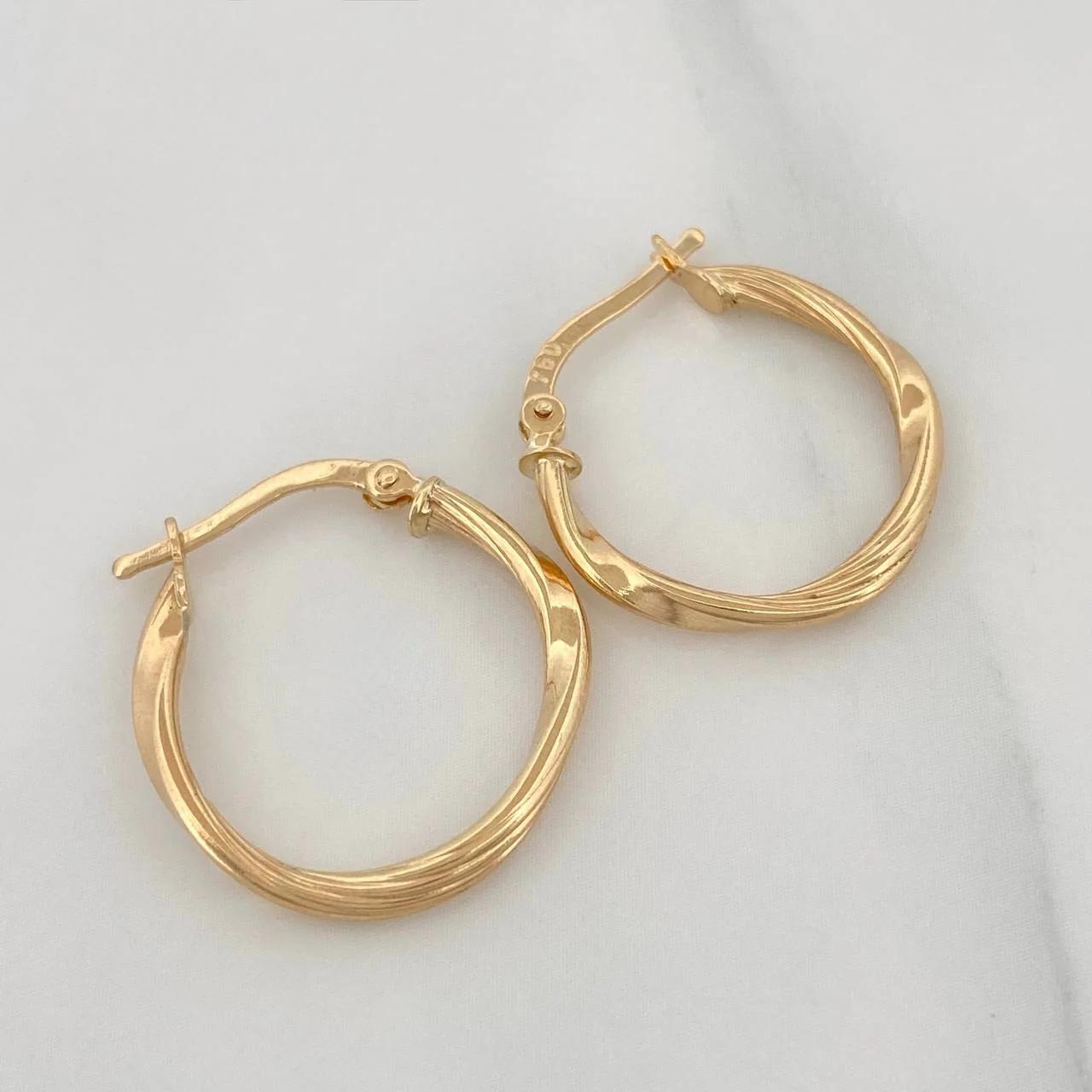 Candongas Nico 1.55 g / 2 cm Oro Amarillo 18K - Image 2