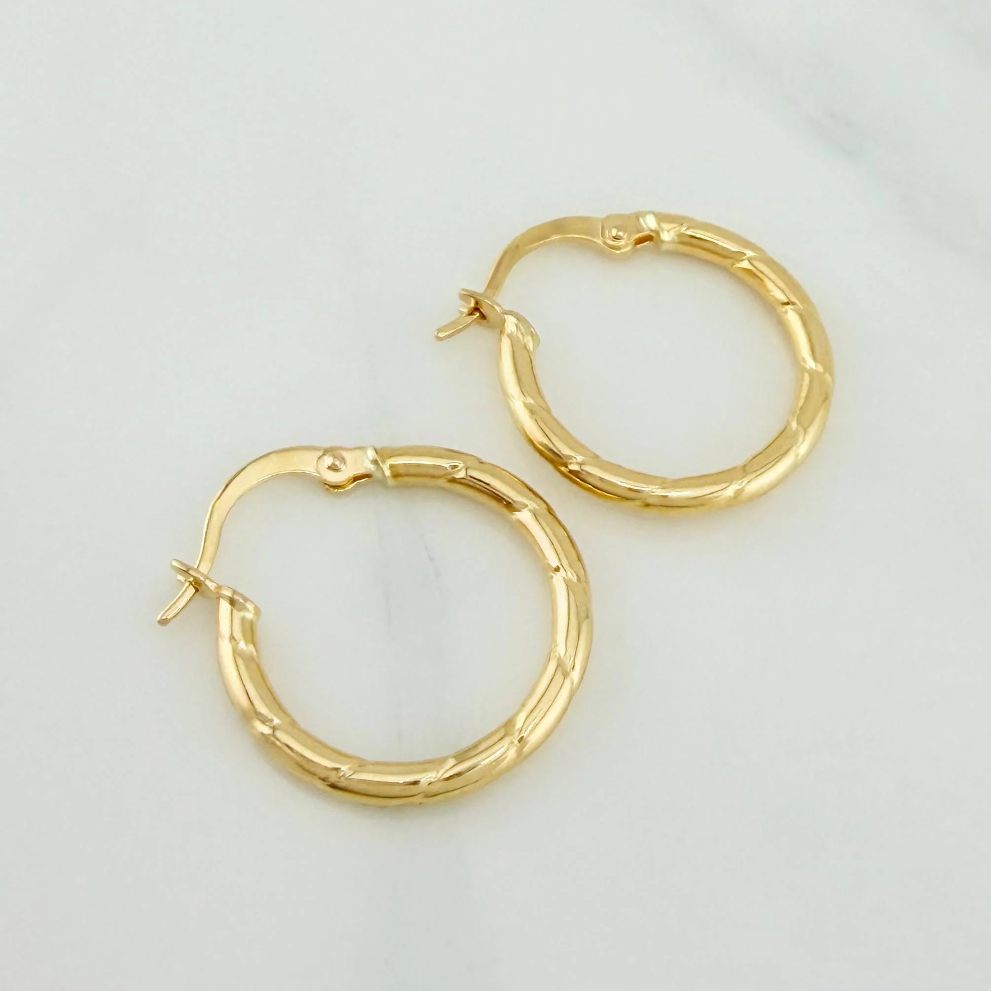 Candongas Paris 1.5 g / 2 cm Oro Amarillo 18K - Image 2