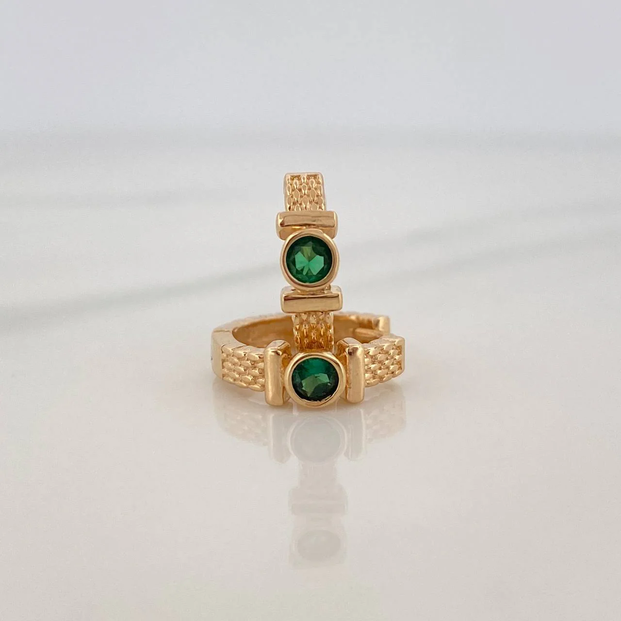 Candongas Pendulo Correa 2.95gr / 1.3cm / Oro Amarillo 18K - Image 3