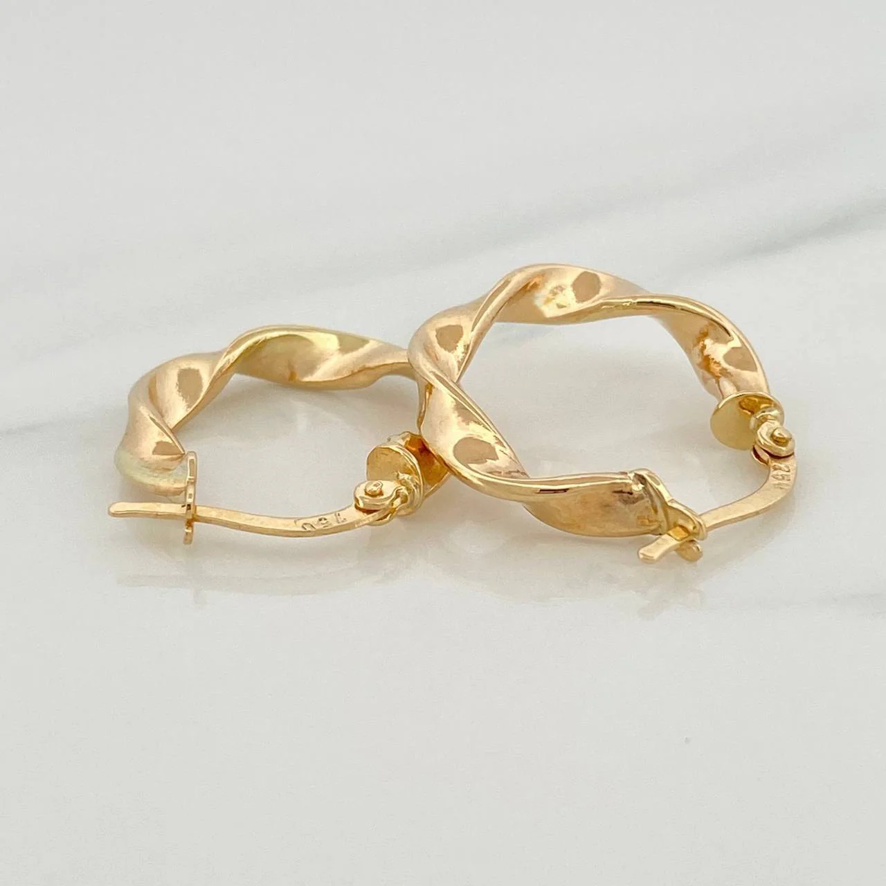Candongas Remi 1.85 g / 2.3 cm Oro Amarillo 18K - Image 3