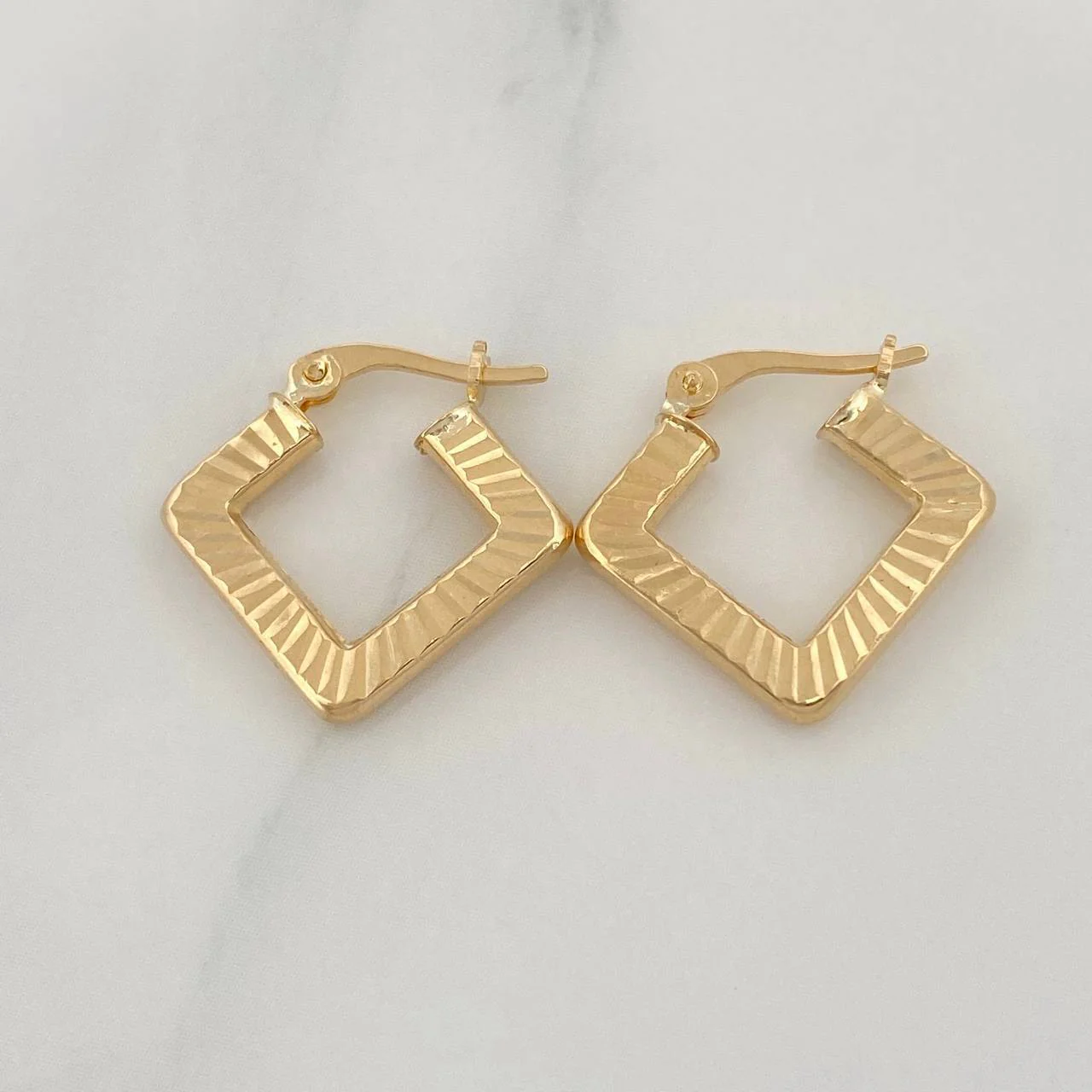 Candongas Rombo 2.2 g / 2 cm Oro Amarillo 18K