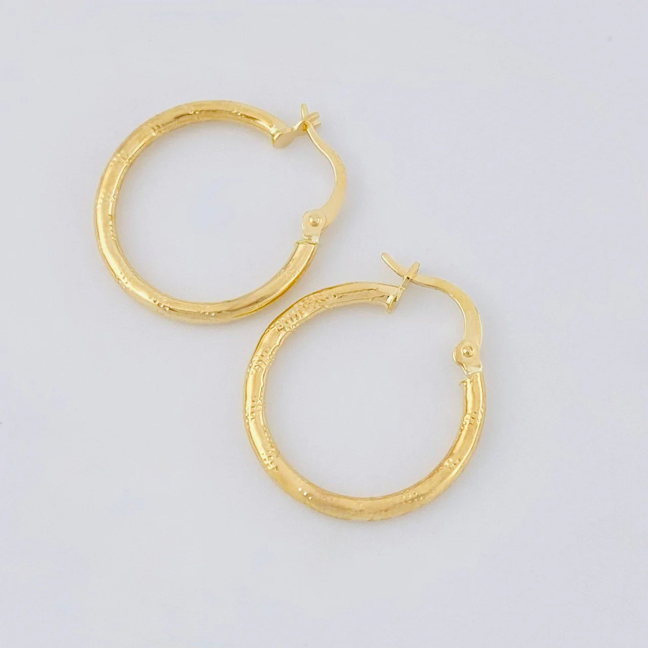 Candongas Rox 1.5gr / 2.5cm / Oro Amarillo 18K - Image 3
