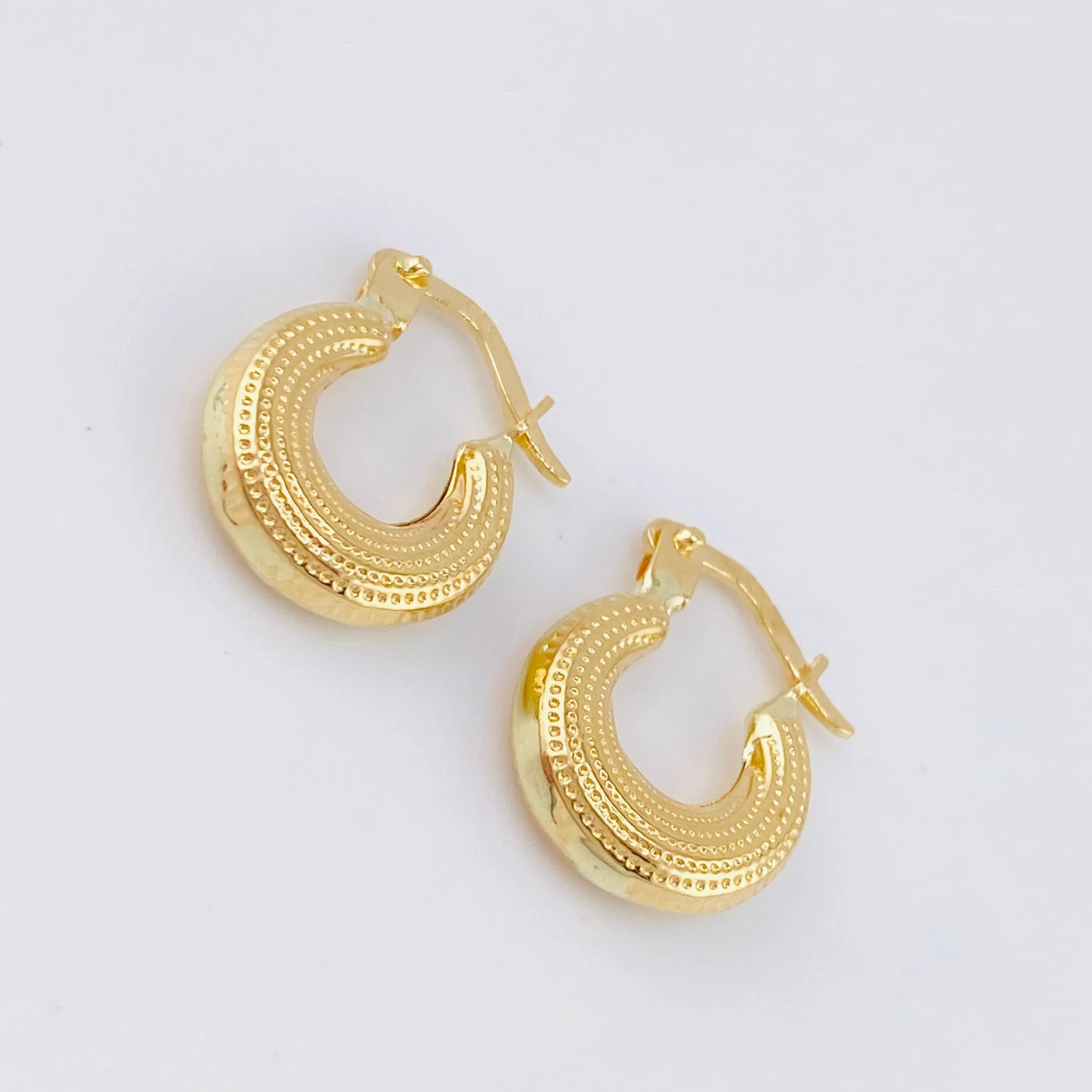 Candongas Salo 1.2gr / 1.5cm / Oro Amarillo 18K - Image 2