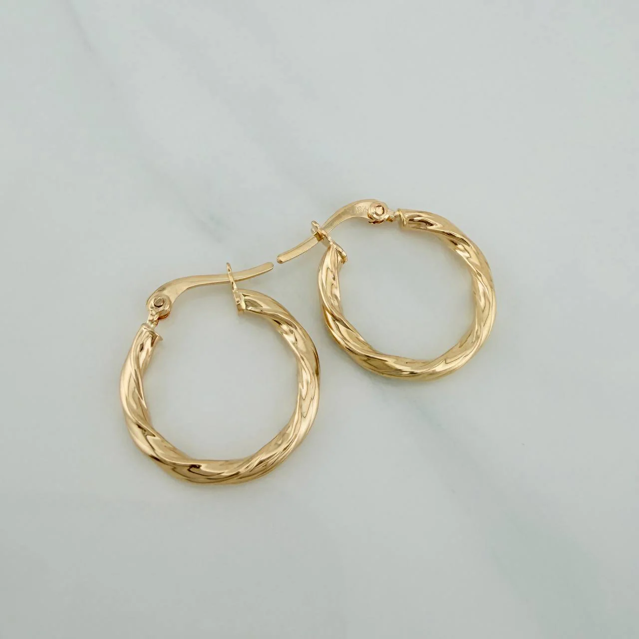 Candongas Sami 1.65gr / 2.7cm / Oro Amarillo 18K & - Image 3