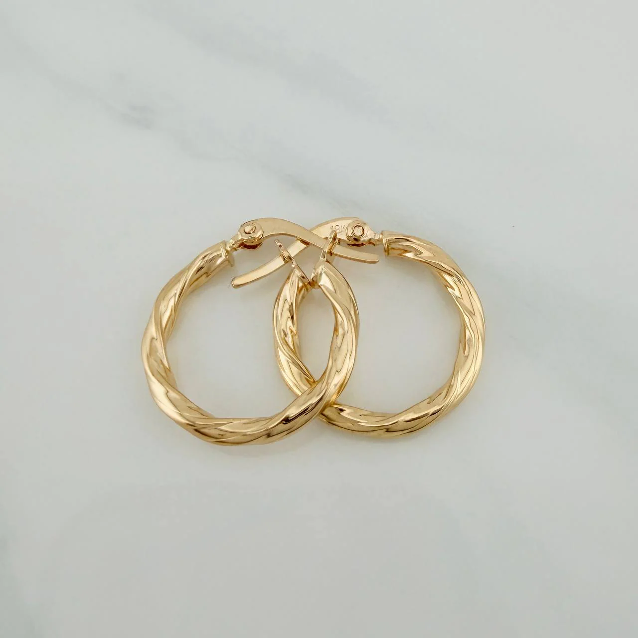 Candongas Sami 1.75gr / 2.7cm / Oro Amarillo 18K - Image 2