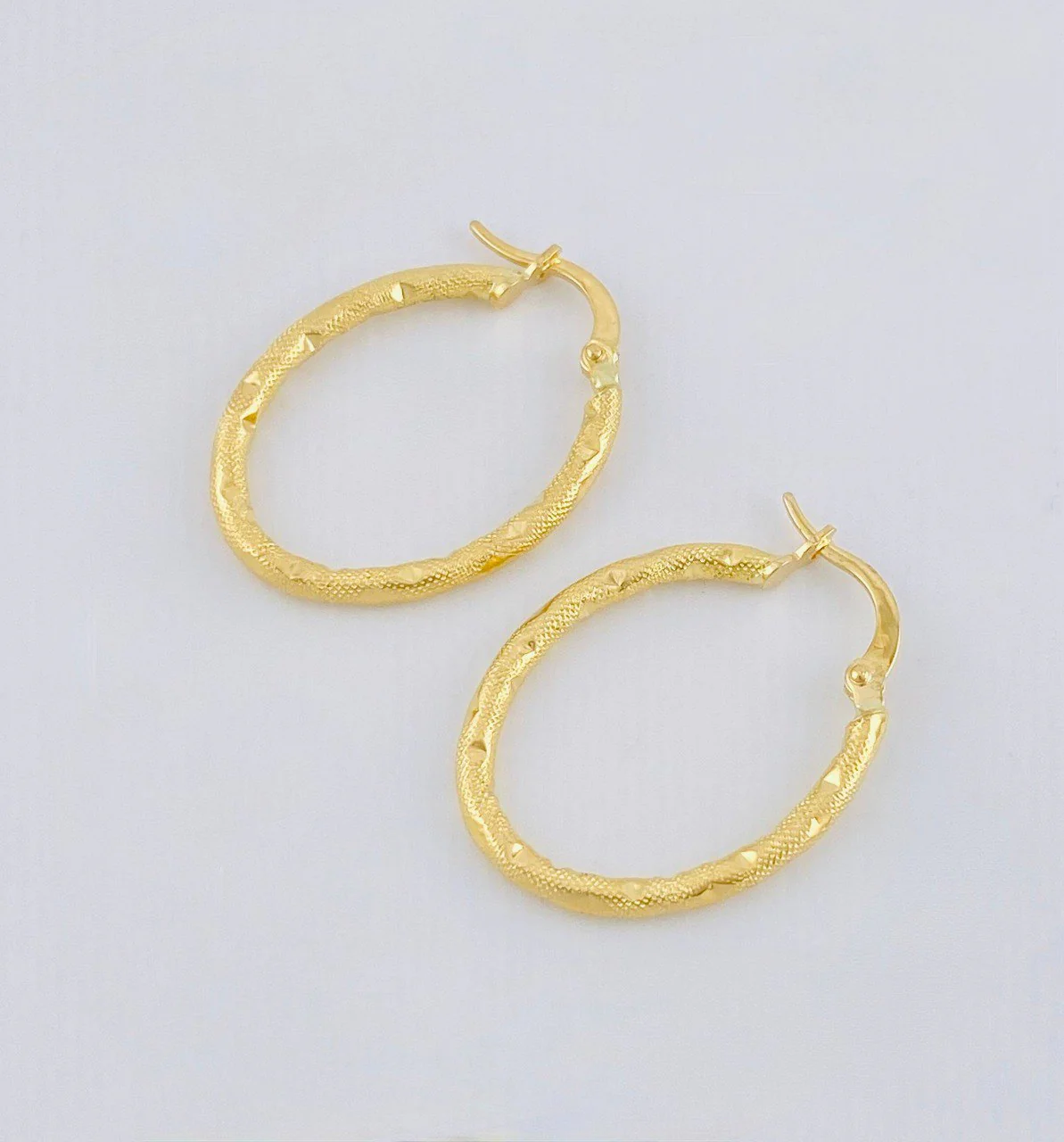 Candongas Sandra 1.55gr / 2.7cm / Oro Amarillo 18K - Image 3