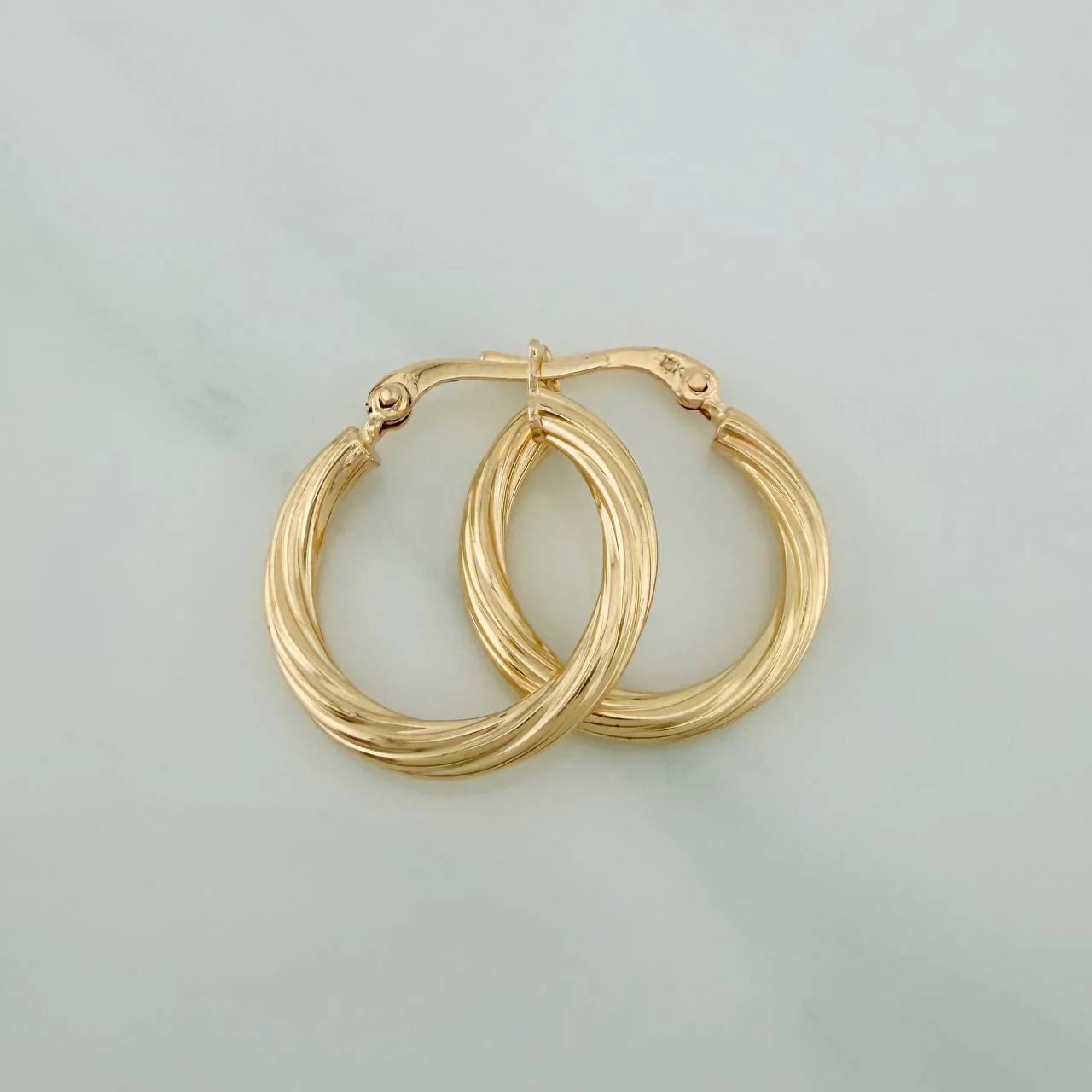 Candongas Sofi 1.65gr / 2.2cm / Oro Amarillo 18K % - Image 2