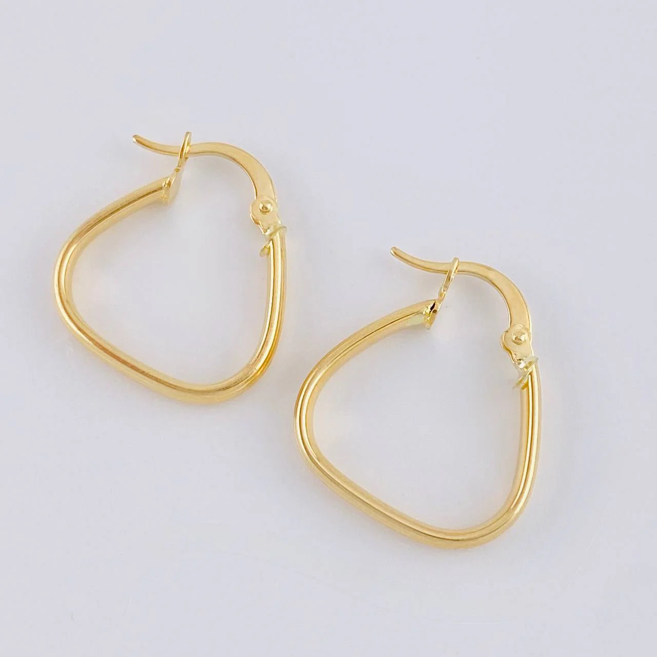 Candongas Triangulo Andy 1.65 g / 2.2 cm Oro Amarillo 18K - Image 2