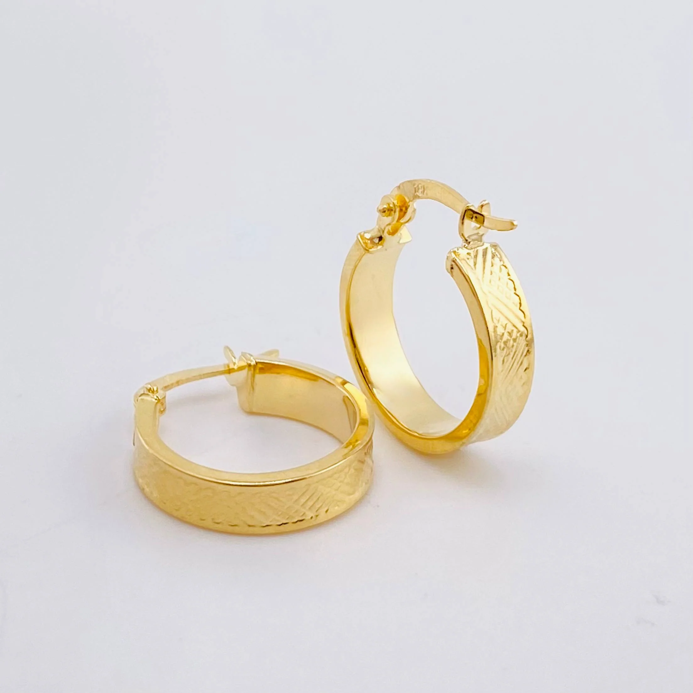 Candongas Tribal 1.9gr / 2cm / Oro Amarillo 18K * - Image 2