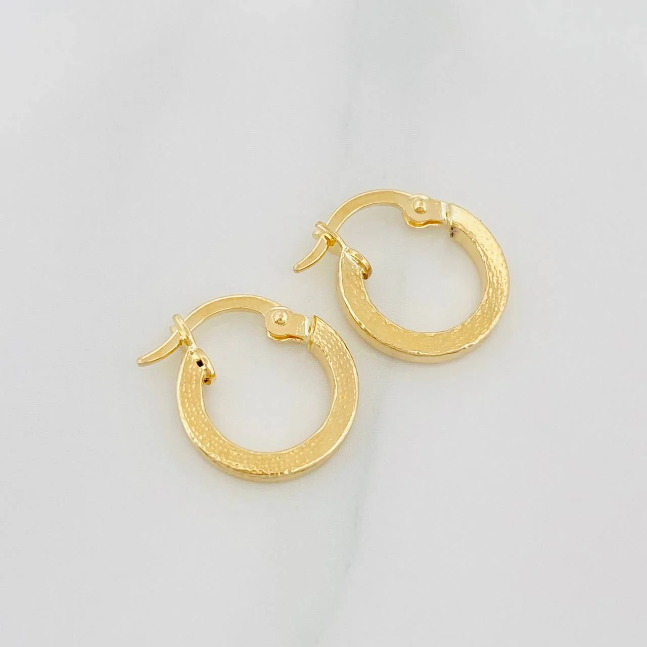 Candongas Vick 1 g / 1.03 cm Oro Amarillo 18K - Image 3