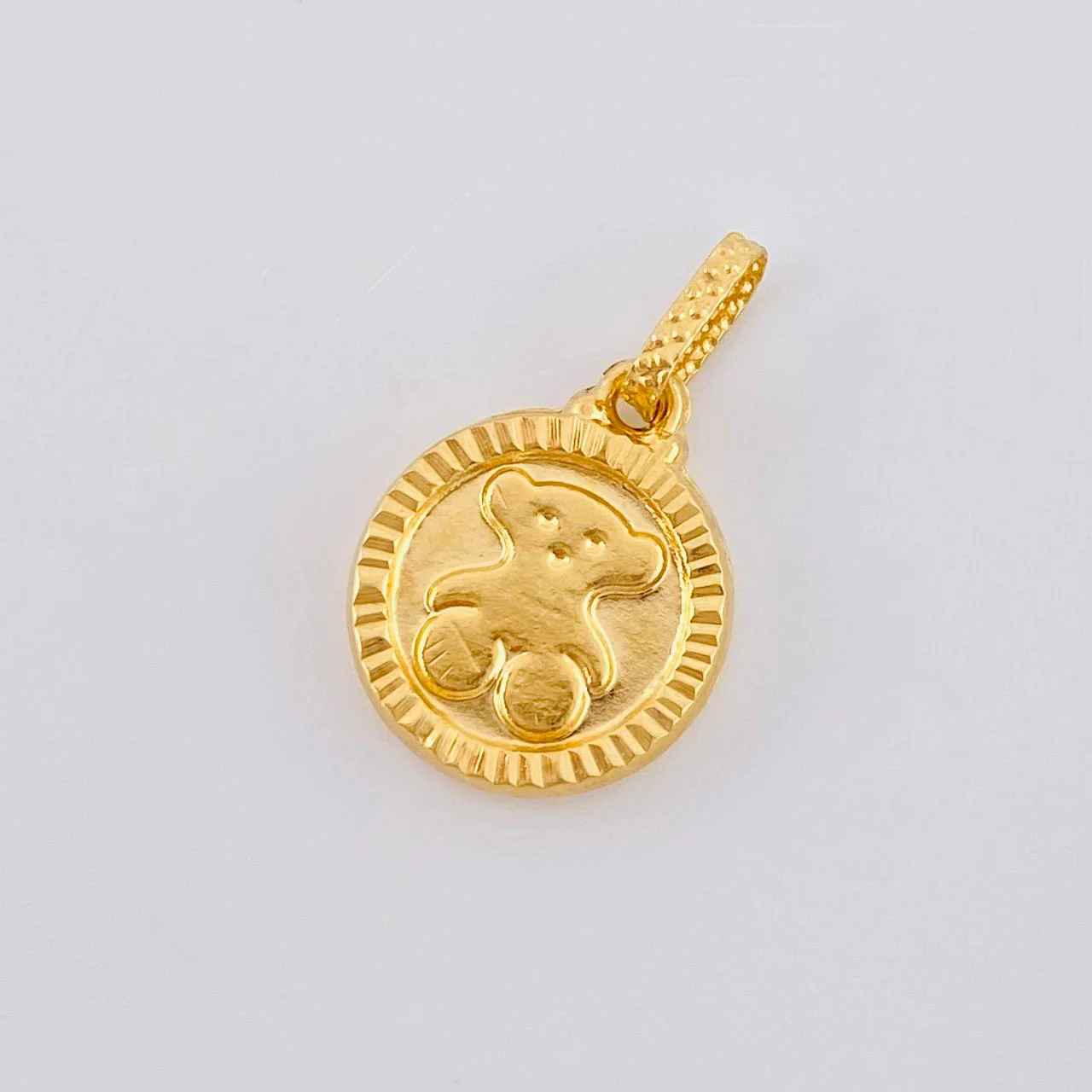 Dije Circulo Oso 0.95 g / 2 cm Oro Amarillo 18K - Image 3