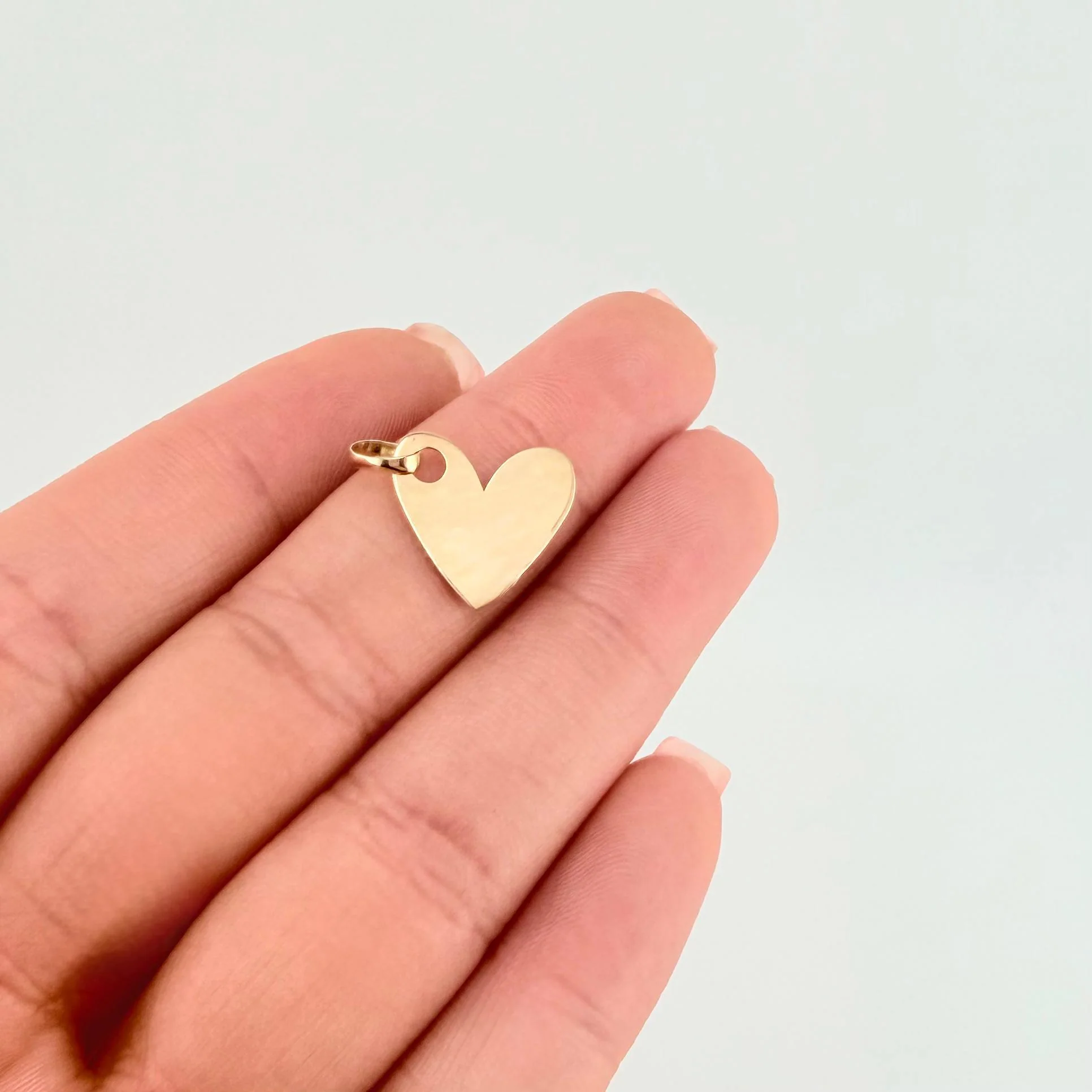 Dije Placa Corazon 0.5gr / 1.5cm / Oro Amarillo 18K - Image 4