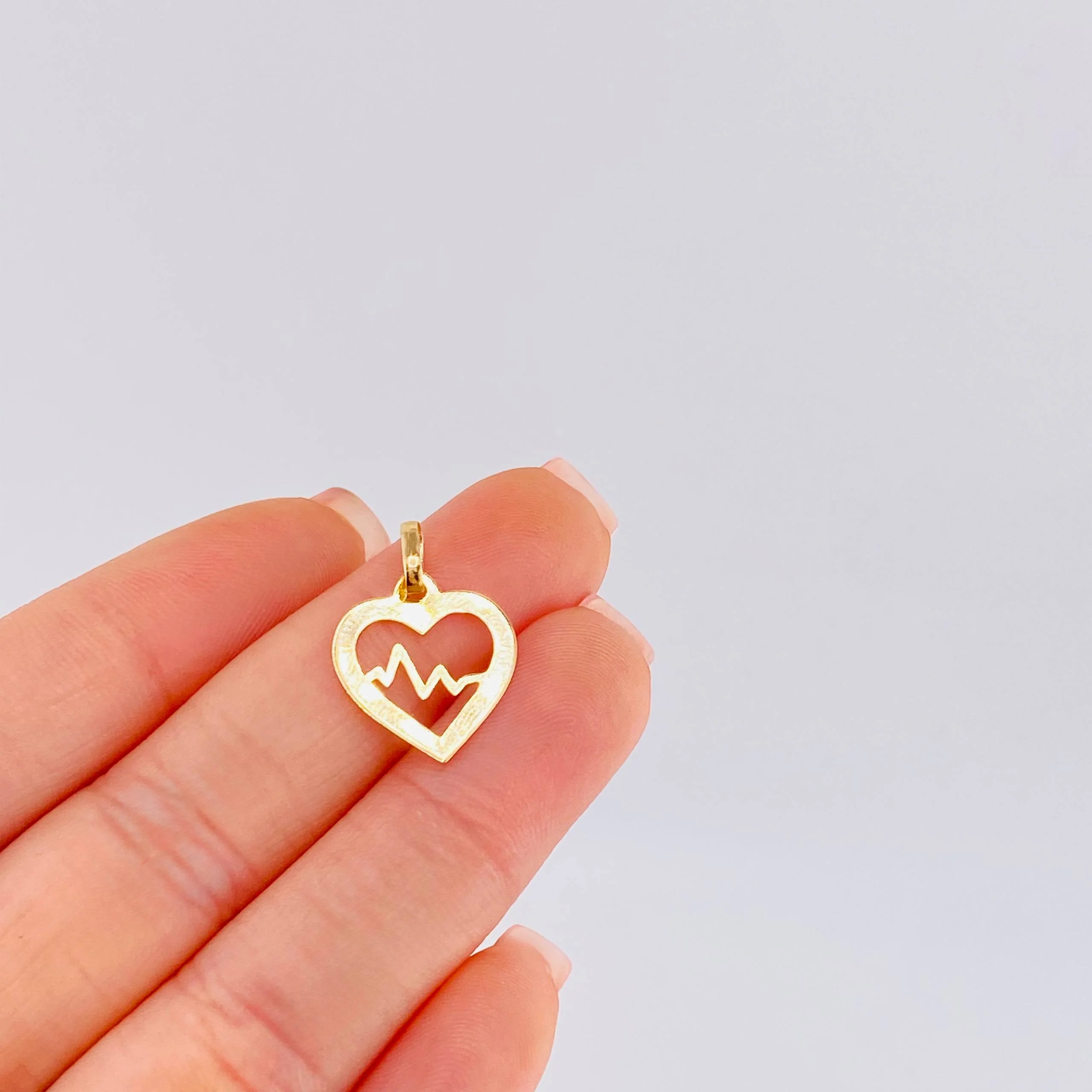 Dije Latido Corazon 0.45gr / 2cm / Oro Amarillo 18K - Image 4