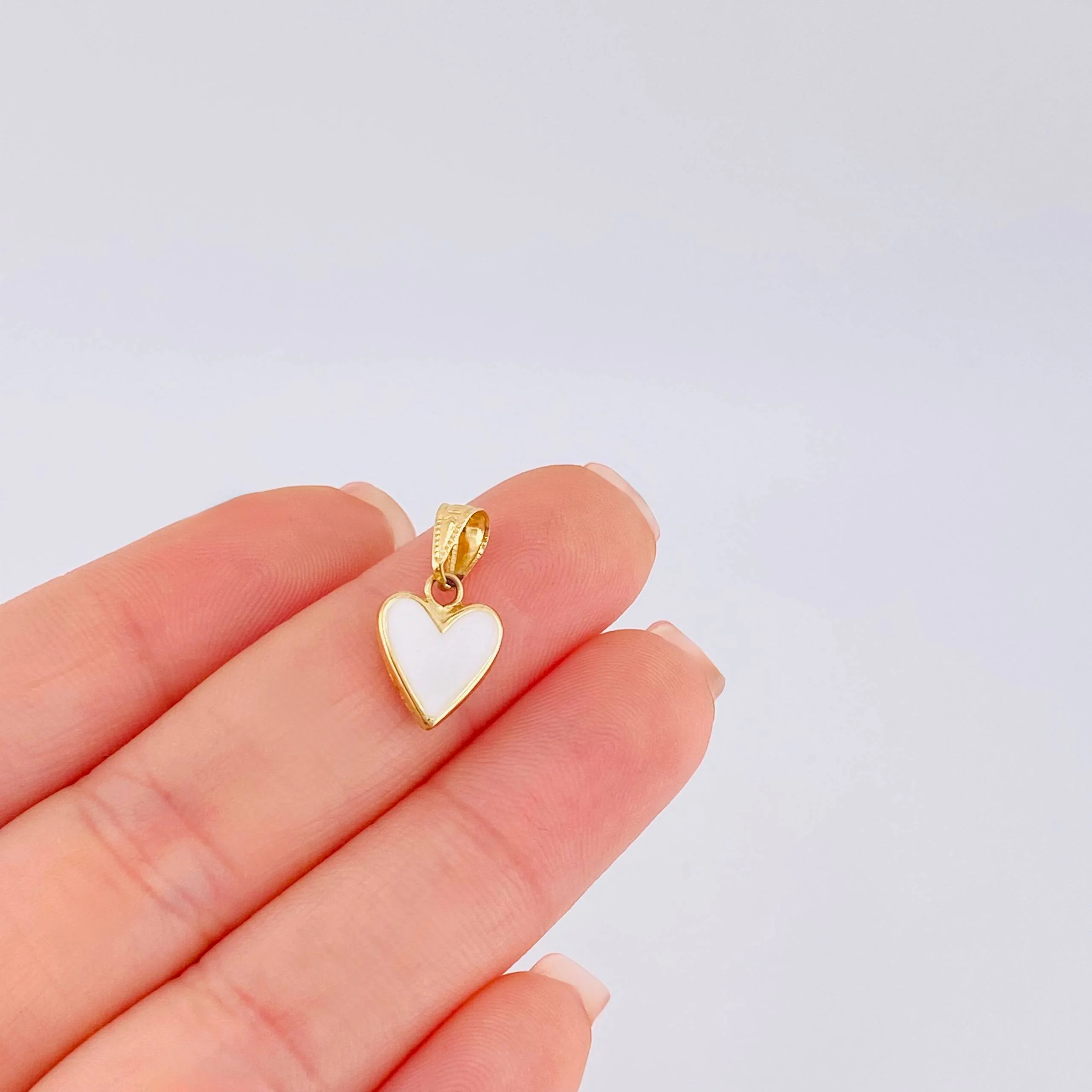 Dije Corazon Puro 0.65gr / 1.8cm / Oro Amarillo 18K © - Image 4