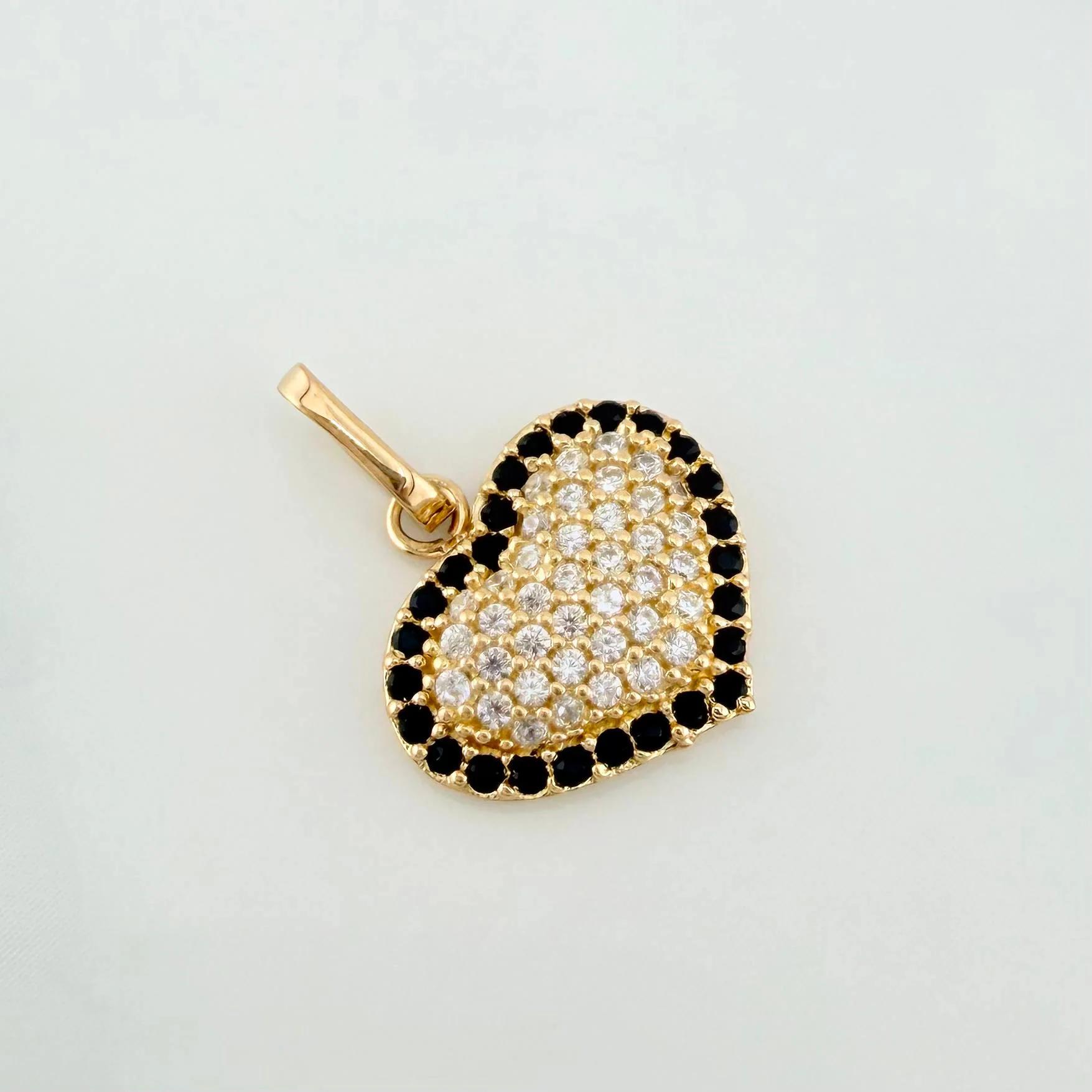 Dije Corazón Tupido 1.6 g / 1.7 cm Oro Amarillo 18K - Image 2