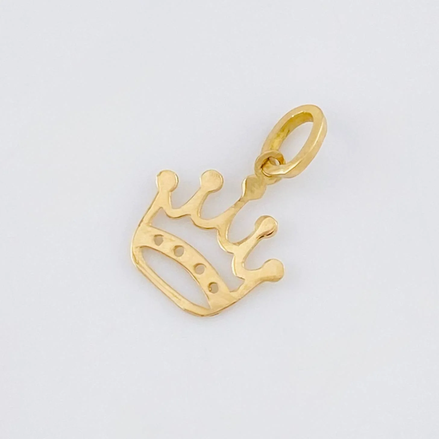 Dije Corona 0.2 g / 1.3 cm Oro Amarillo 18K - Image 3