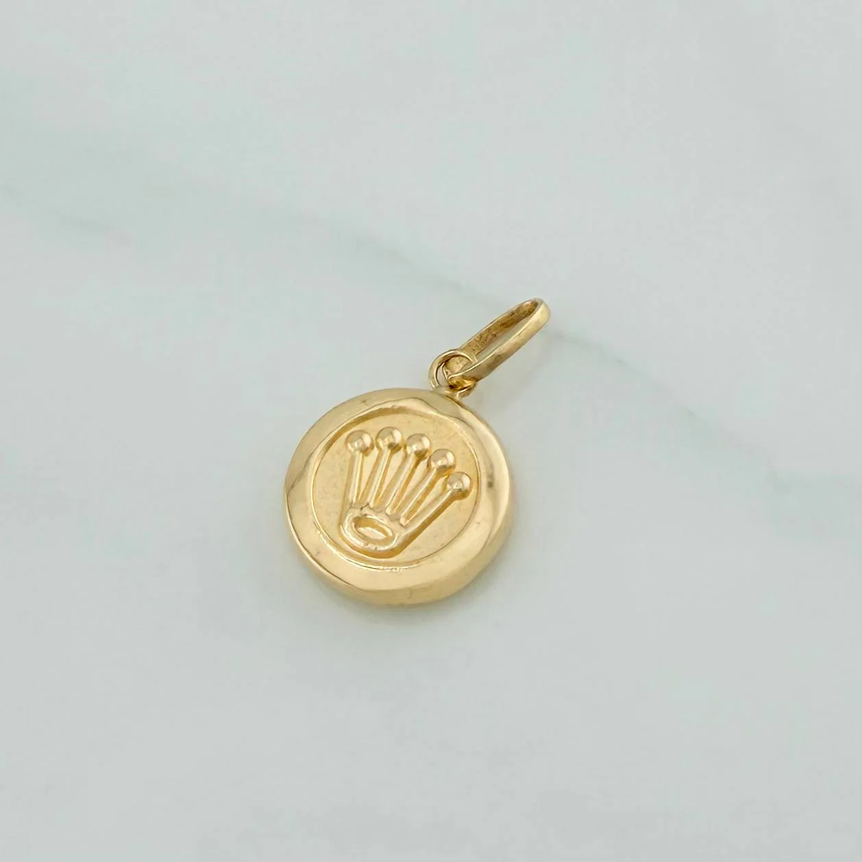 Dije Corona 0.9gr / 2cm / Oro Amarillo 18K - Image 2