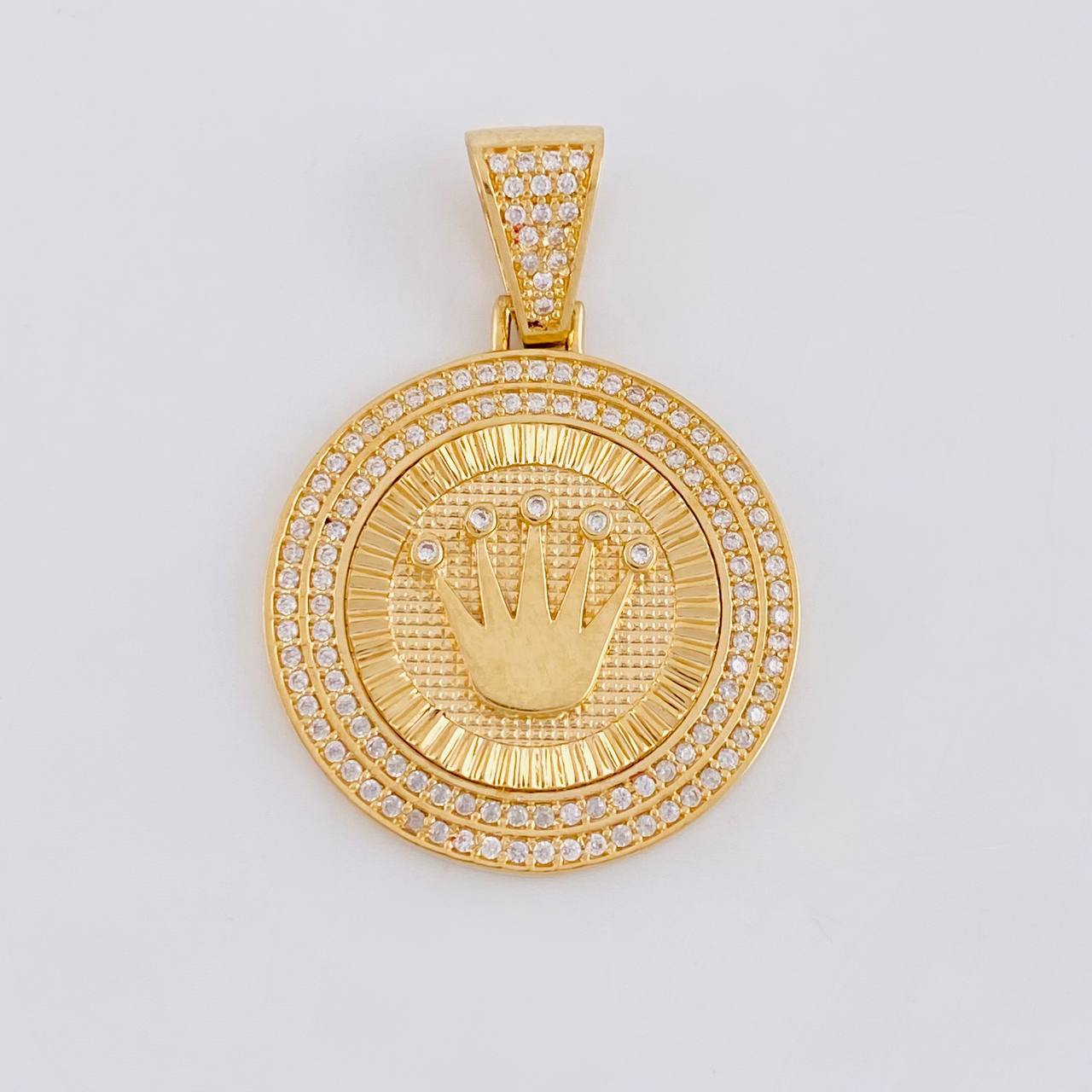 Dije Corona Centinela 6.95 g / 3.5 cm Tres Oros 18K