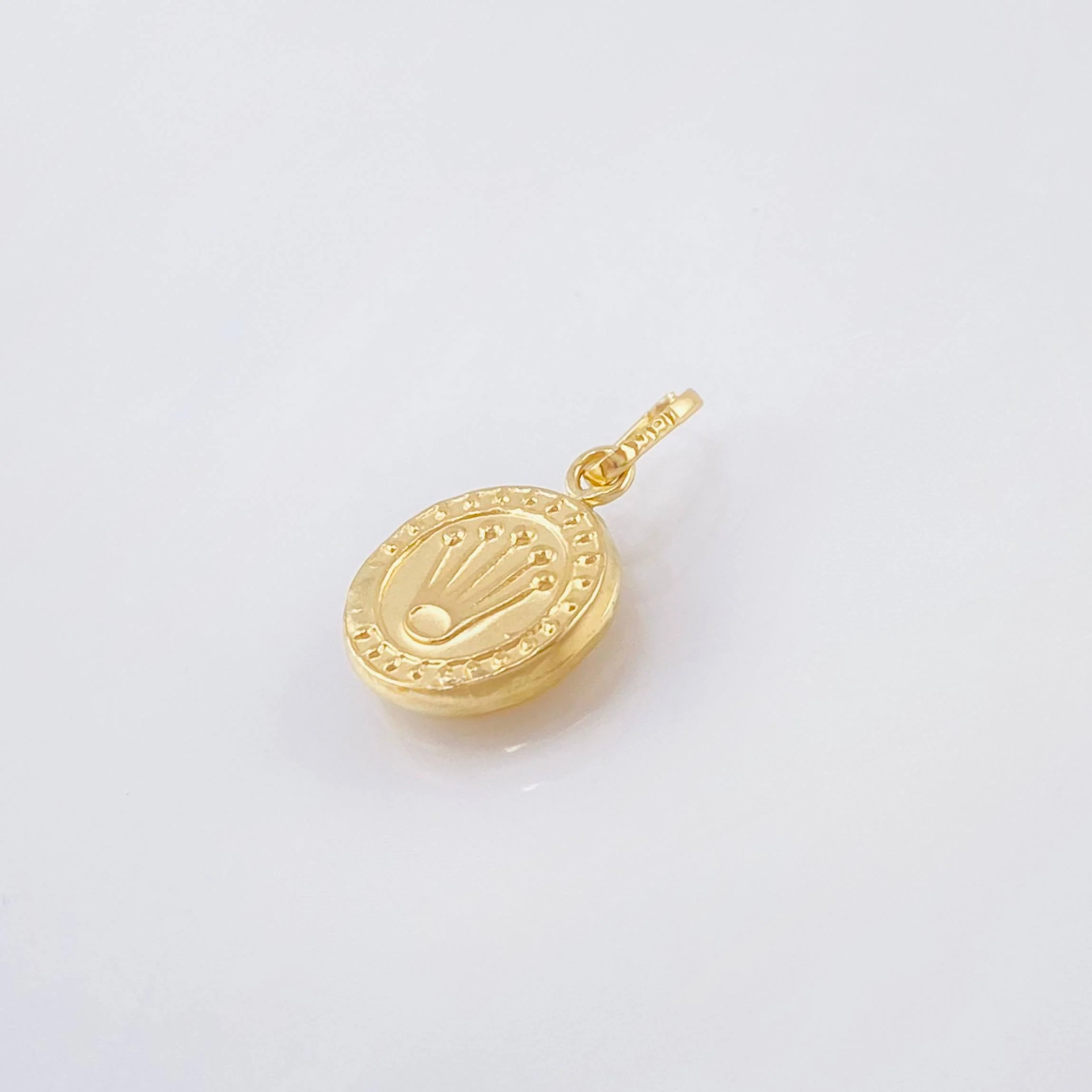 Dije Corona Circular 0.5gr / 1.8cm / Oro Amarillo 18K - Image 3