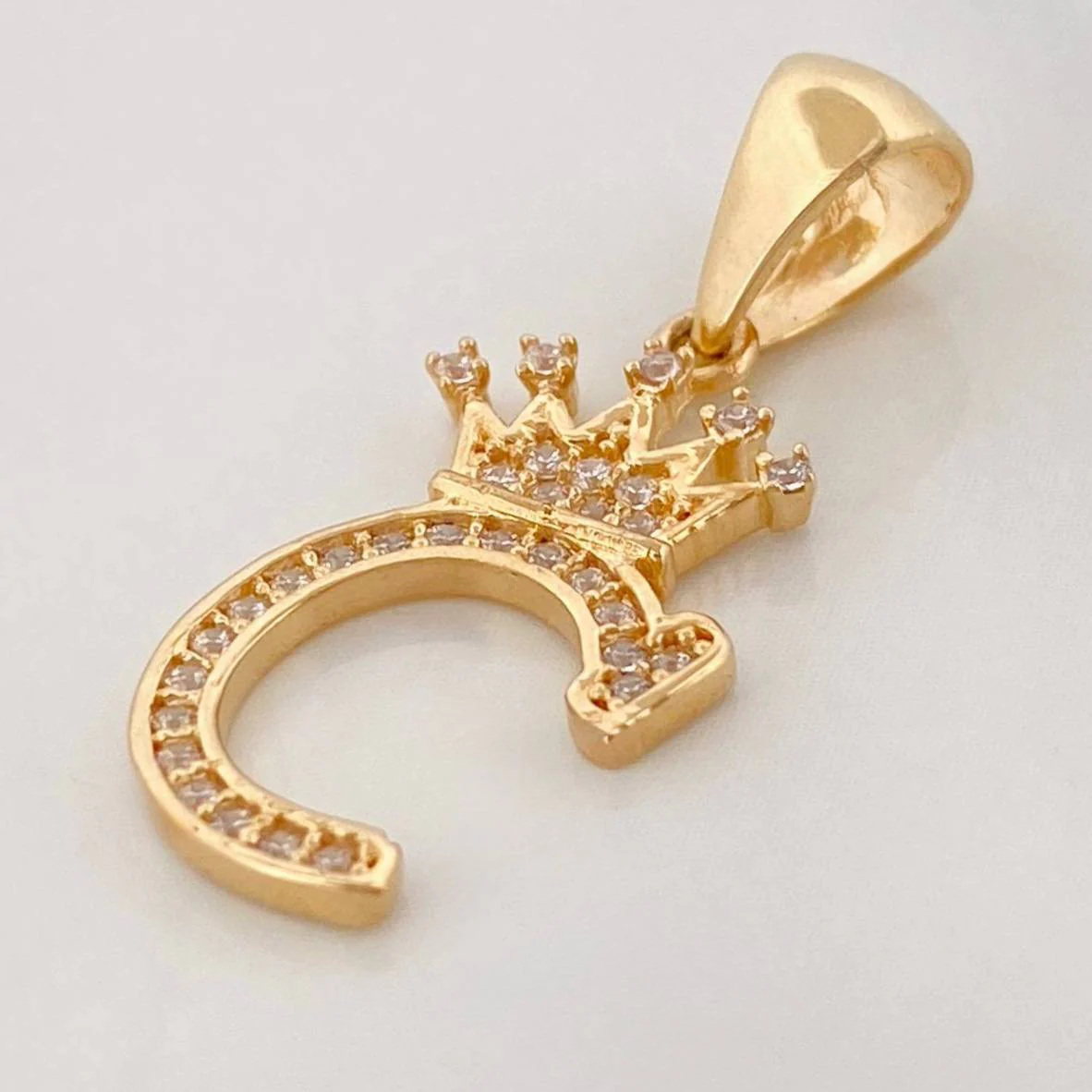 Dije Corona Letra C 1.45 g / 2.7 cm Oro Amarillo 18K - Image 2
