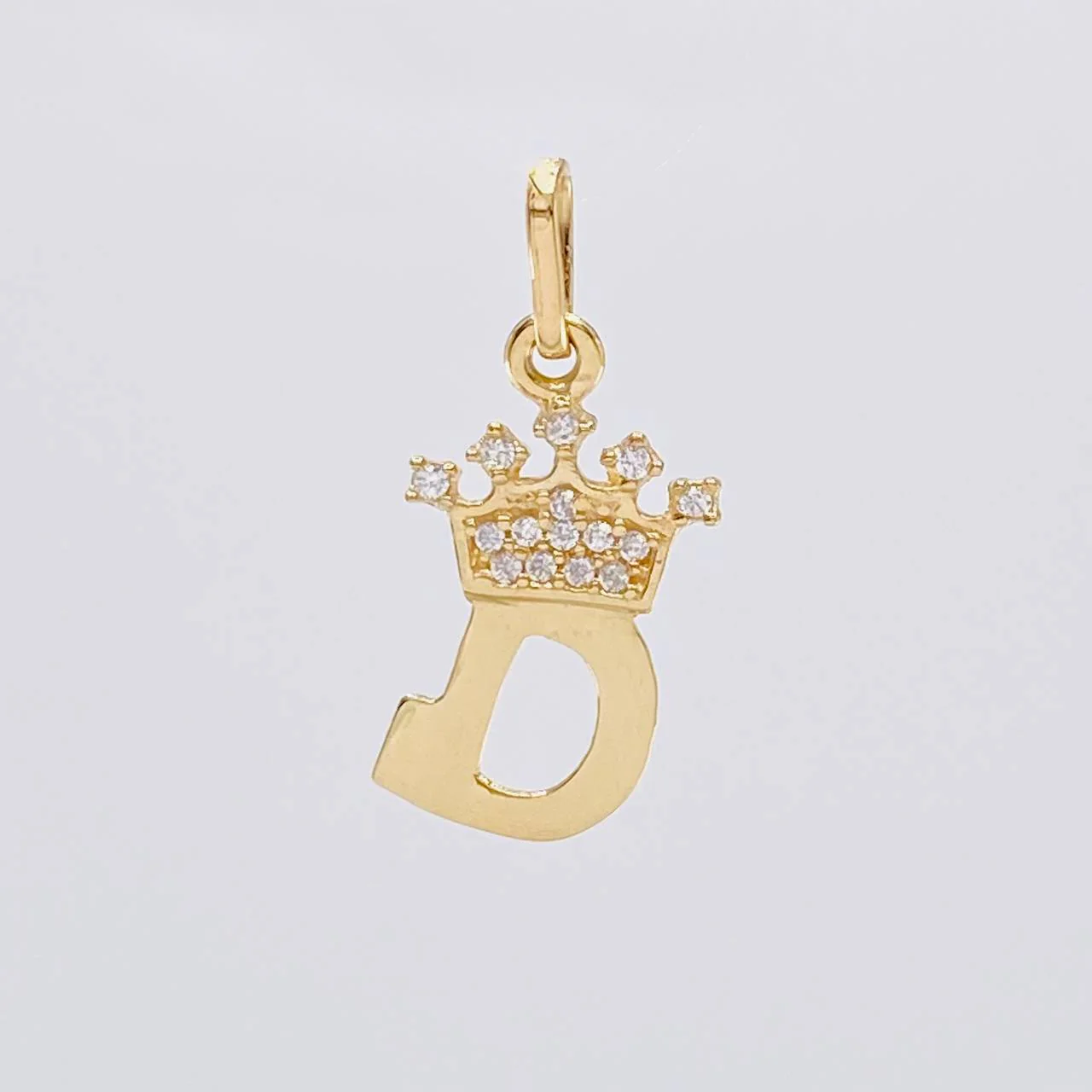 Dije Corona Letra D 0.8 g / 2 cm Oro Amarillo 18K - Image 2