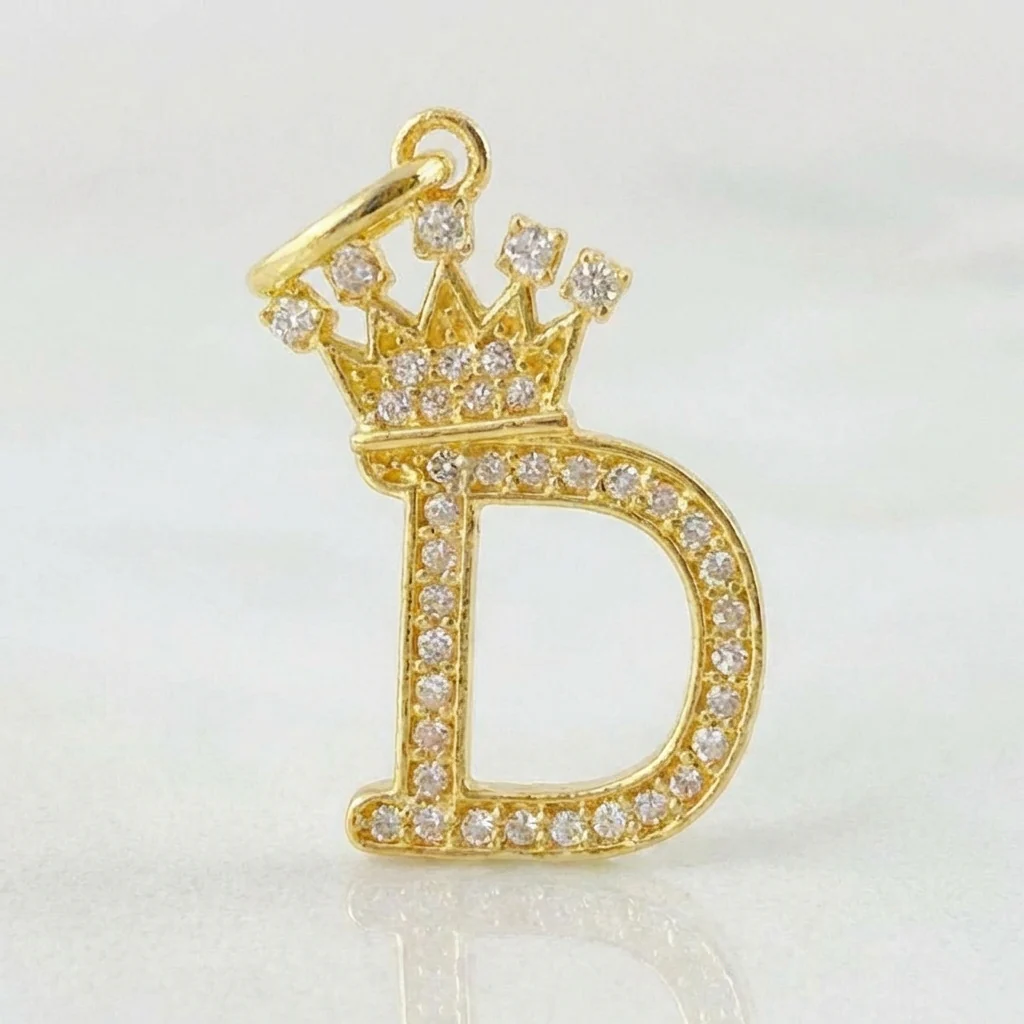 Dije Corona Letra D 1.85gr / 2.8cm / Oro Amarillo 18K *