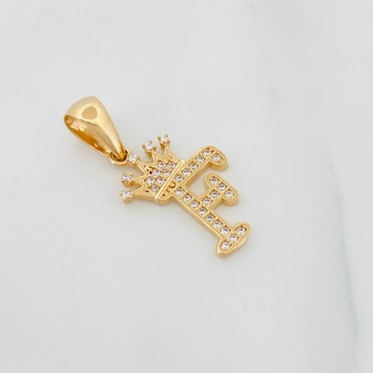 Dije Corona Letra F 1.6 g / 2.5 cm Oro Amarillo 18K - Image 3
