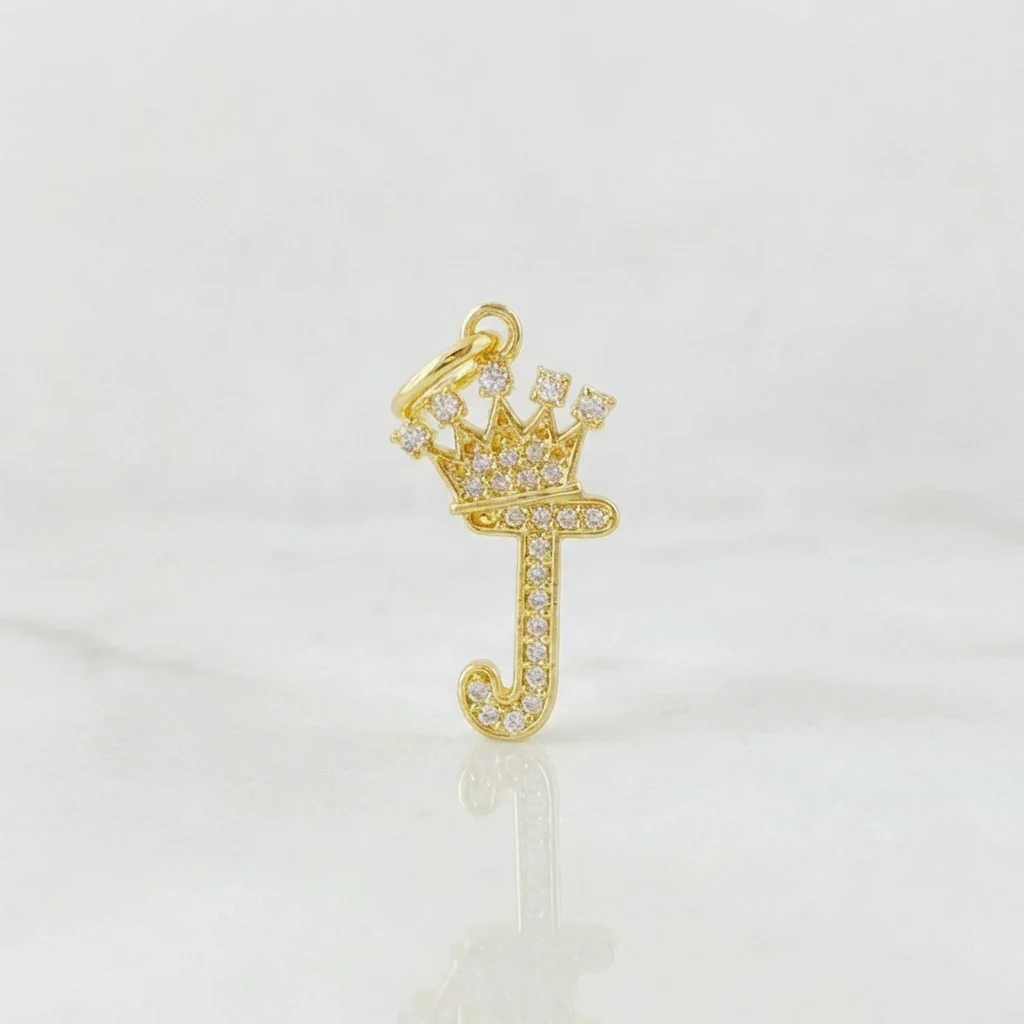 Dije Corona Letra J 1.4 g / 2.6 cm Oro Amarillo 18K