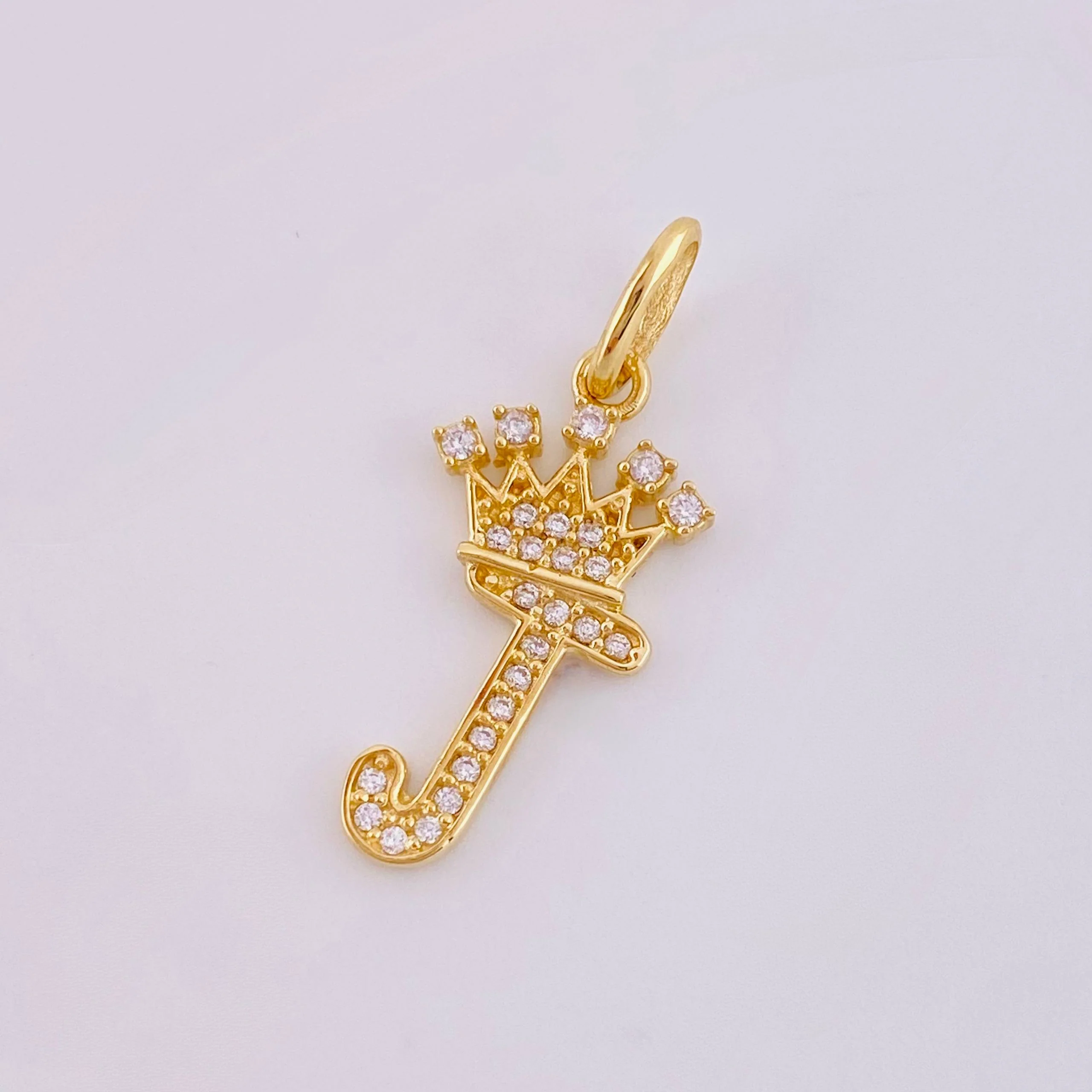 Dije Corona Letra J 1.45 g / 46175 cm Oro Amarillo 18K - Image 6