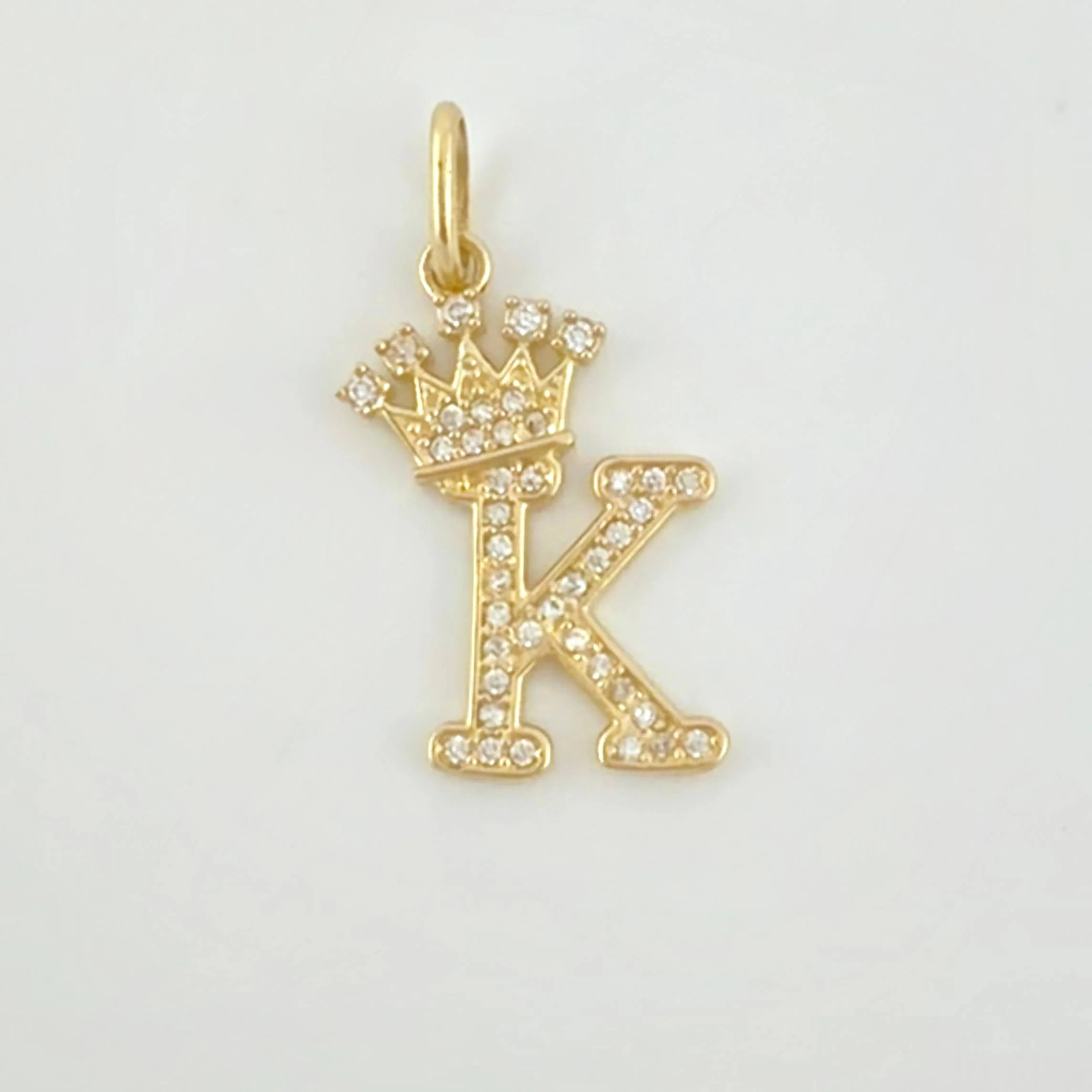 Dije Corona Letra K 1.95gr / 2.7cm / Oro Amarillo 18K ©