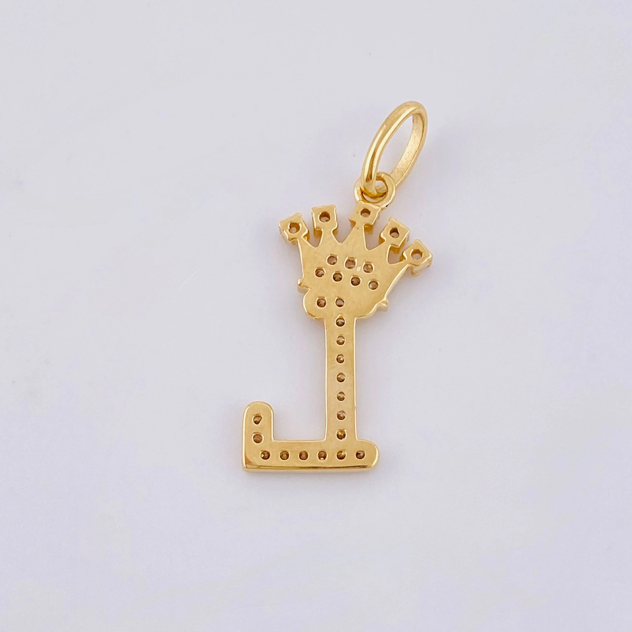 Dije Corona Letra L 1.55gr / 2.6cm / Oro Amarillo 18K - Image 4