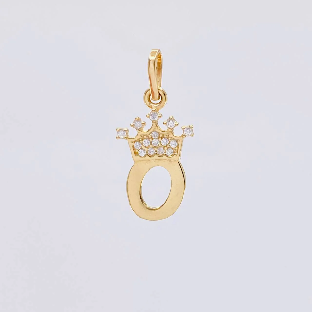 Dije Corona Letra O 0.7 g / 2 cm Oro Amarillo 18K - Image 2