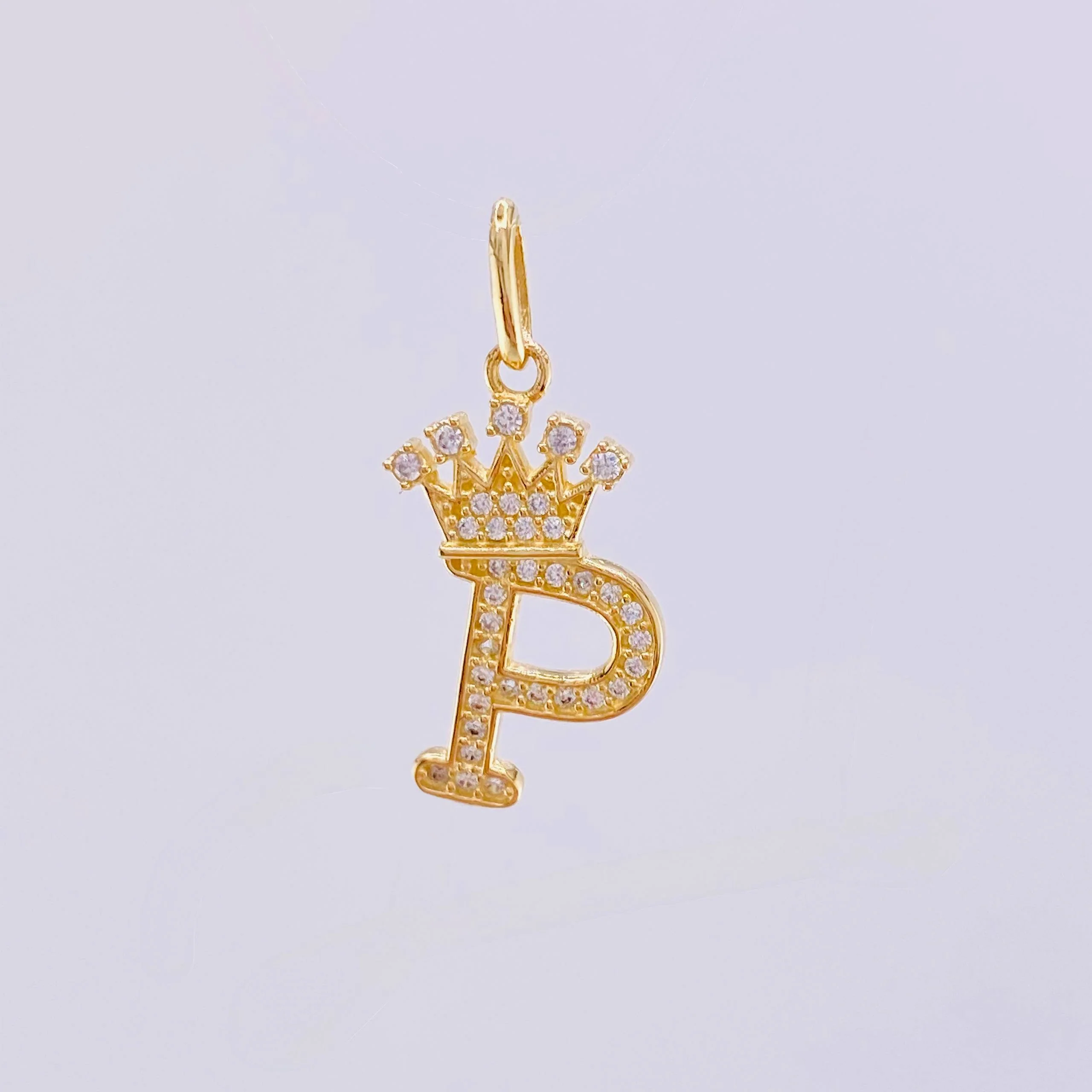 Dije Corona Letra P 1.8gr / 2.5cm / Oro Amarillo 18K * - Image 3
