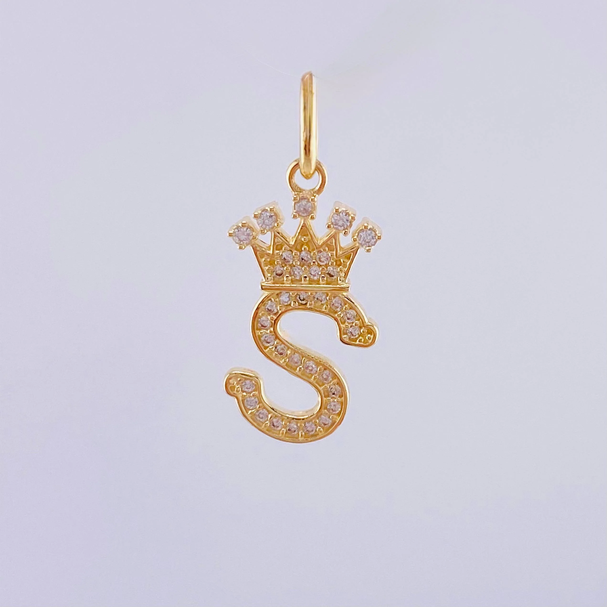Dije Corona Letra S 1.75 g / 2.6 cm Oro Amarillo 18K - Image 2