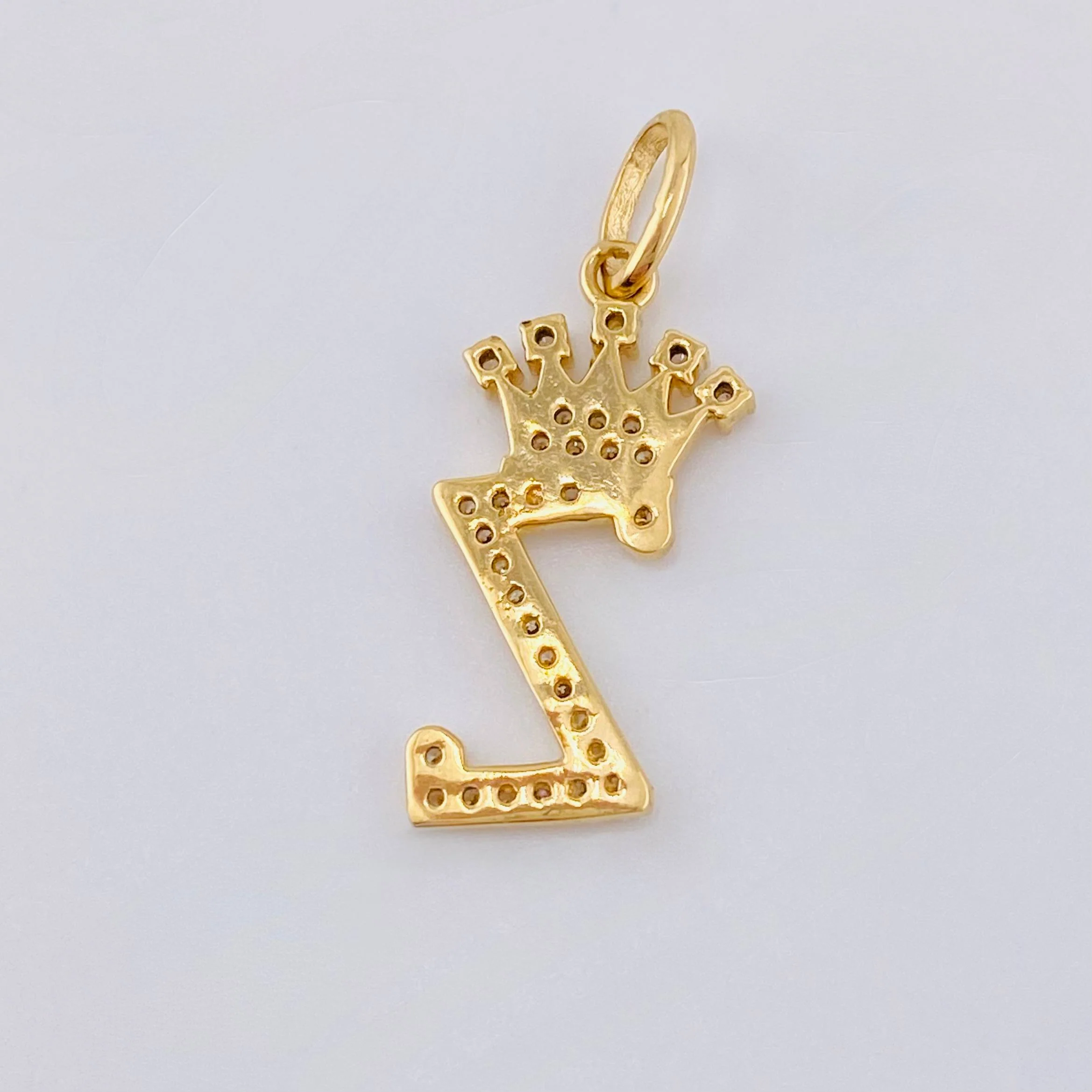 Dije Corona Letra Z 1.55 g / 2.6 cm Oro Amarillo 18K - Image 4