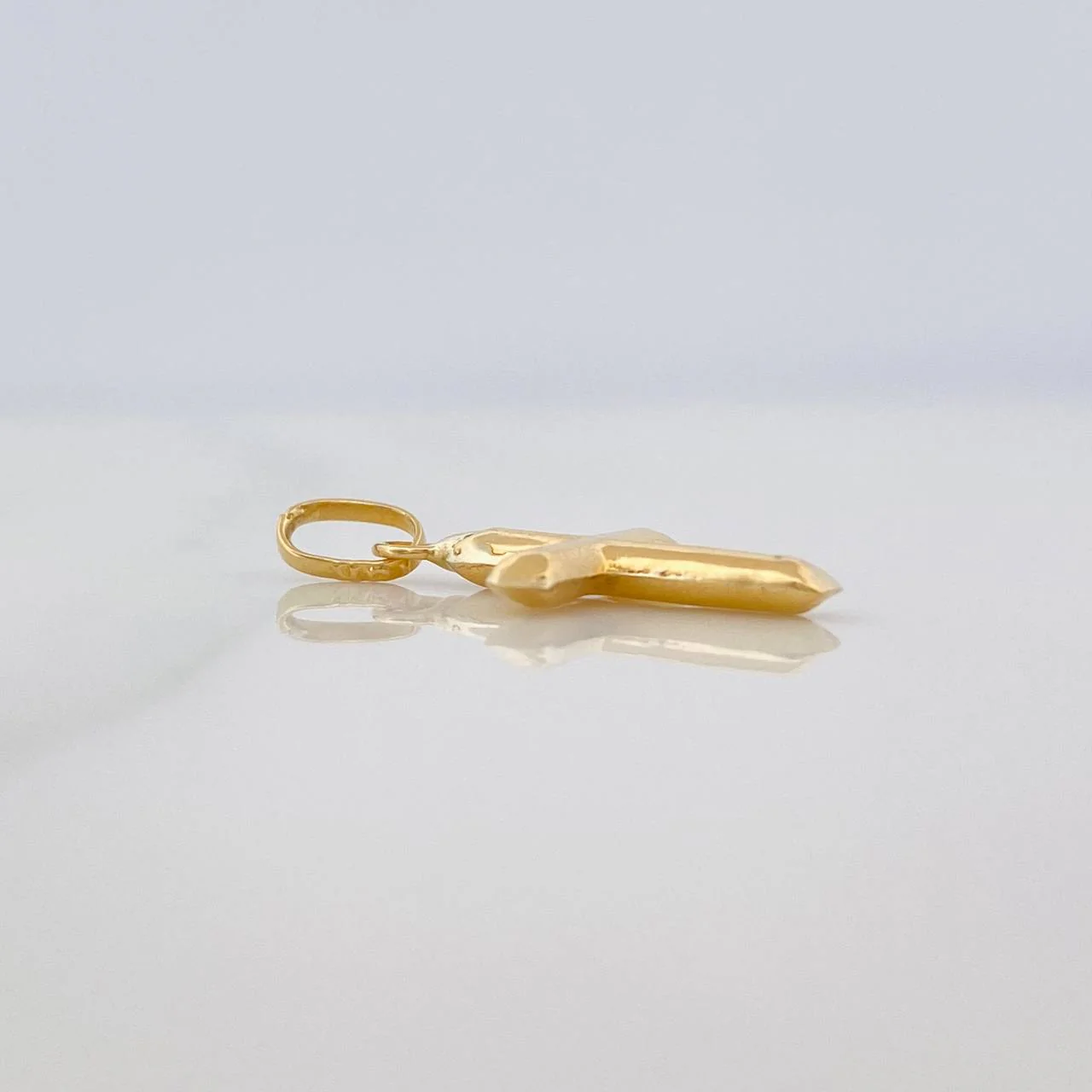 Dije Cruz 0.45gr / 2cm / Oro Amarillo 18K & - Image 2
