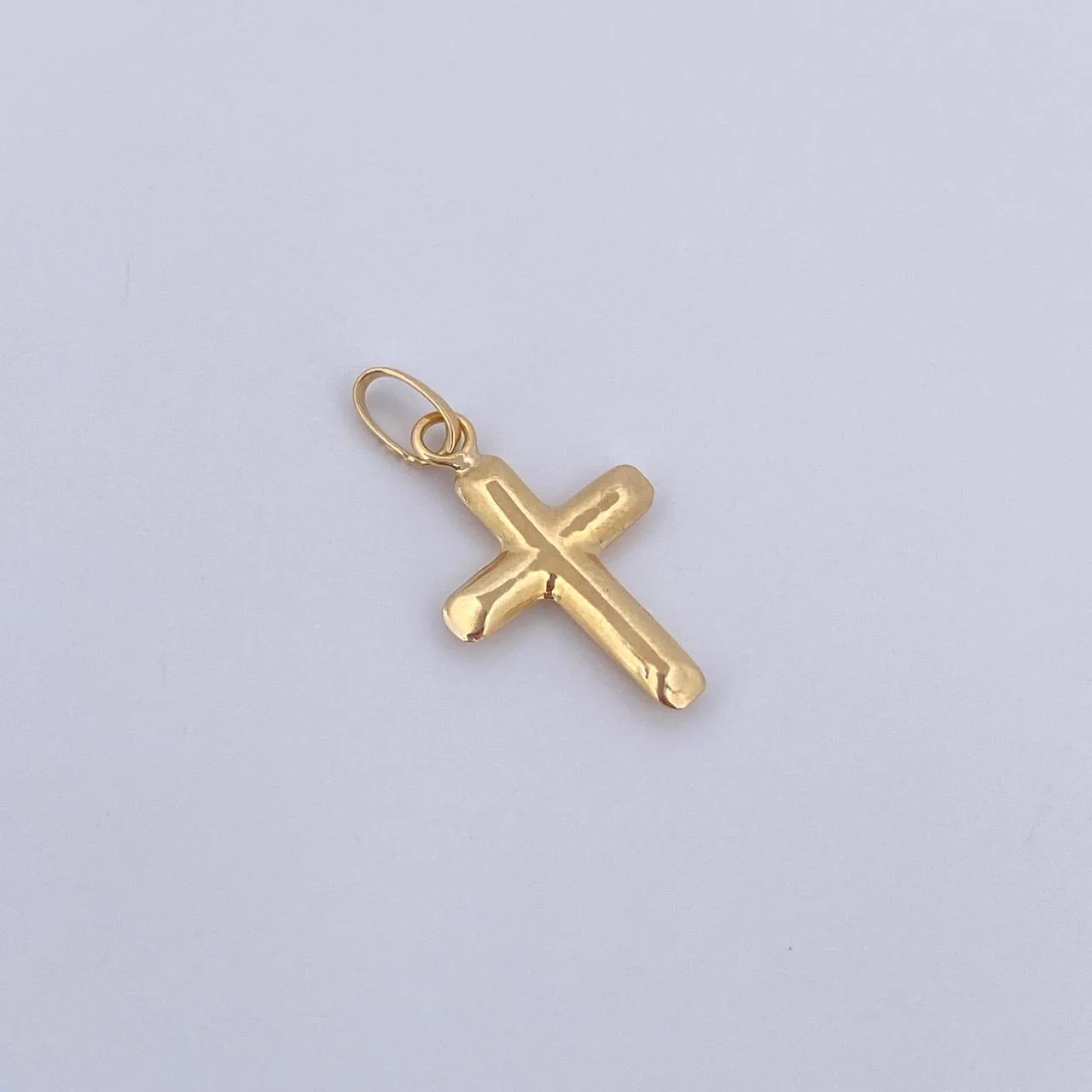Dije Cruz 0.4gr / 2cm / Puntas Planas Oro Amarillo 18K - Image 2