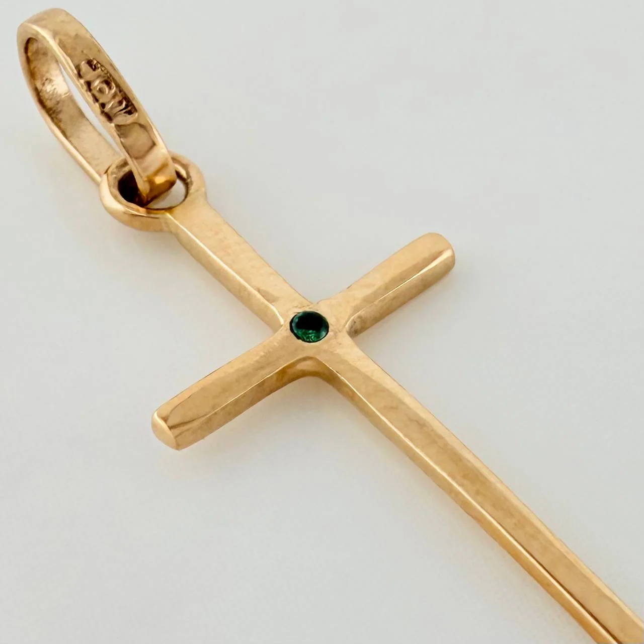 Dije Cruz 0.65gr / 3cm / Oro Amarillo 18K % - Image 4