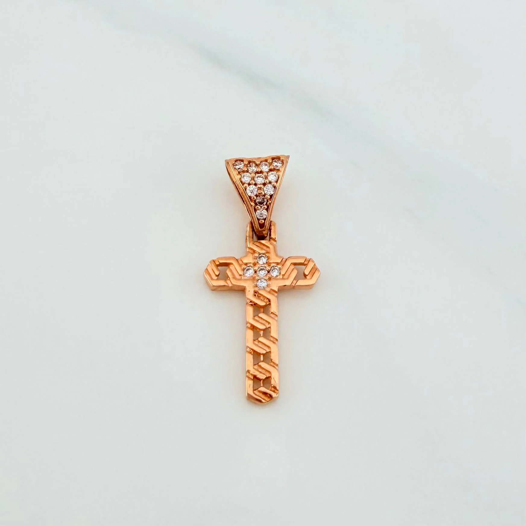 Dije Cruz 1.2 g / 2.2 cm Oro Rosa 18K