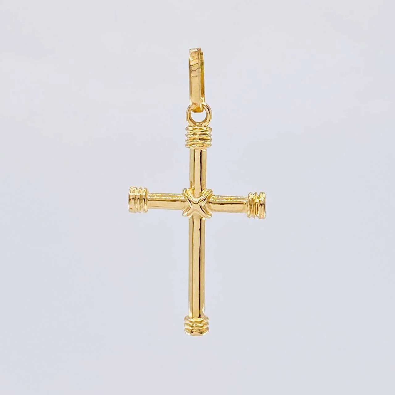 Dije Cruz 1.85 g / 3 cm Oro Amarillo 18K - Image 2