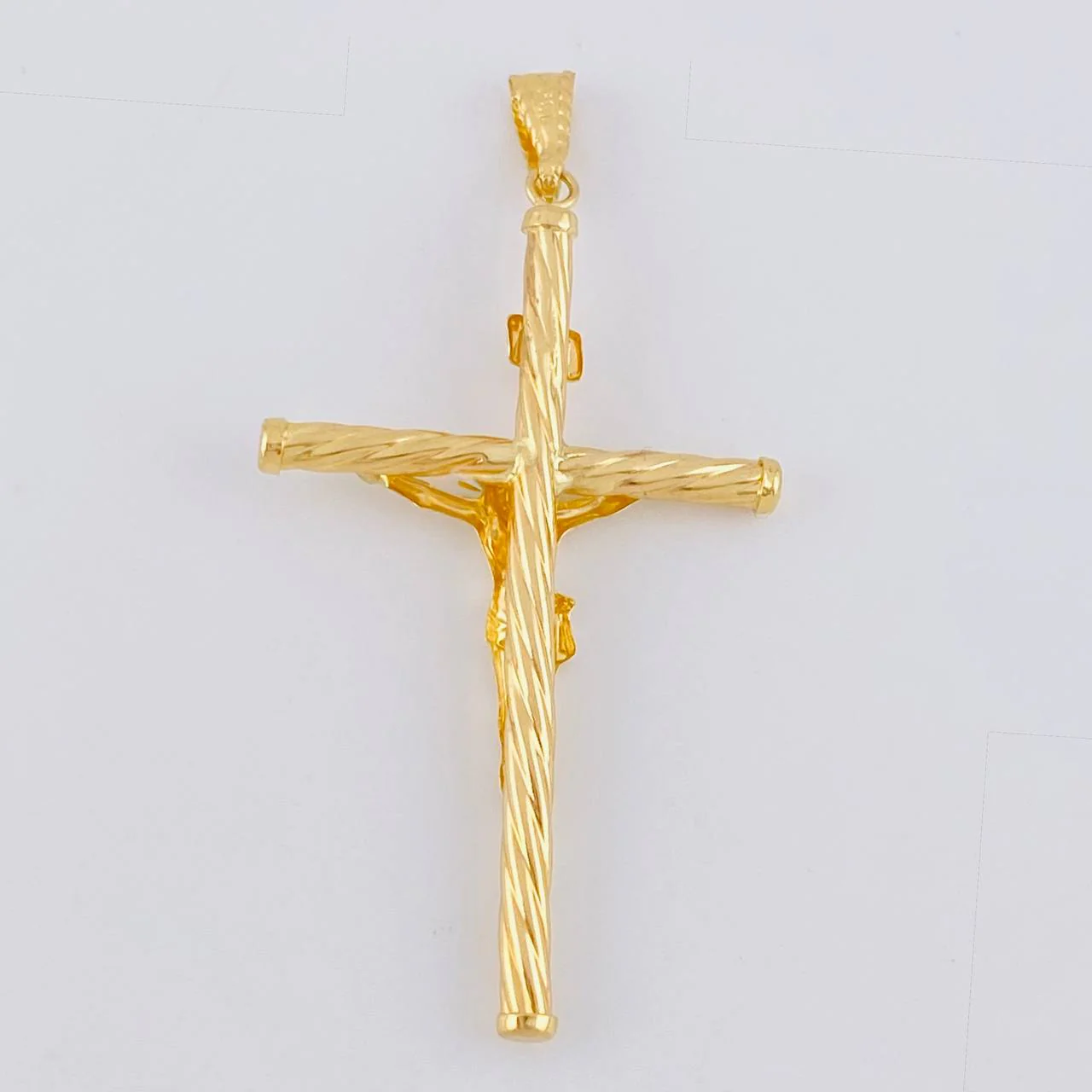 Dije Cruz 1.85g / 5.5cm Oro Amarillo 18K - Image 4