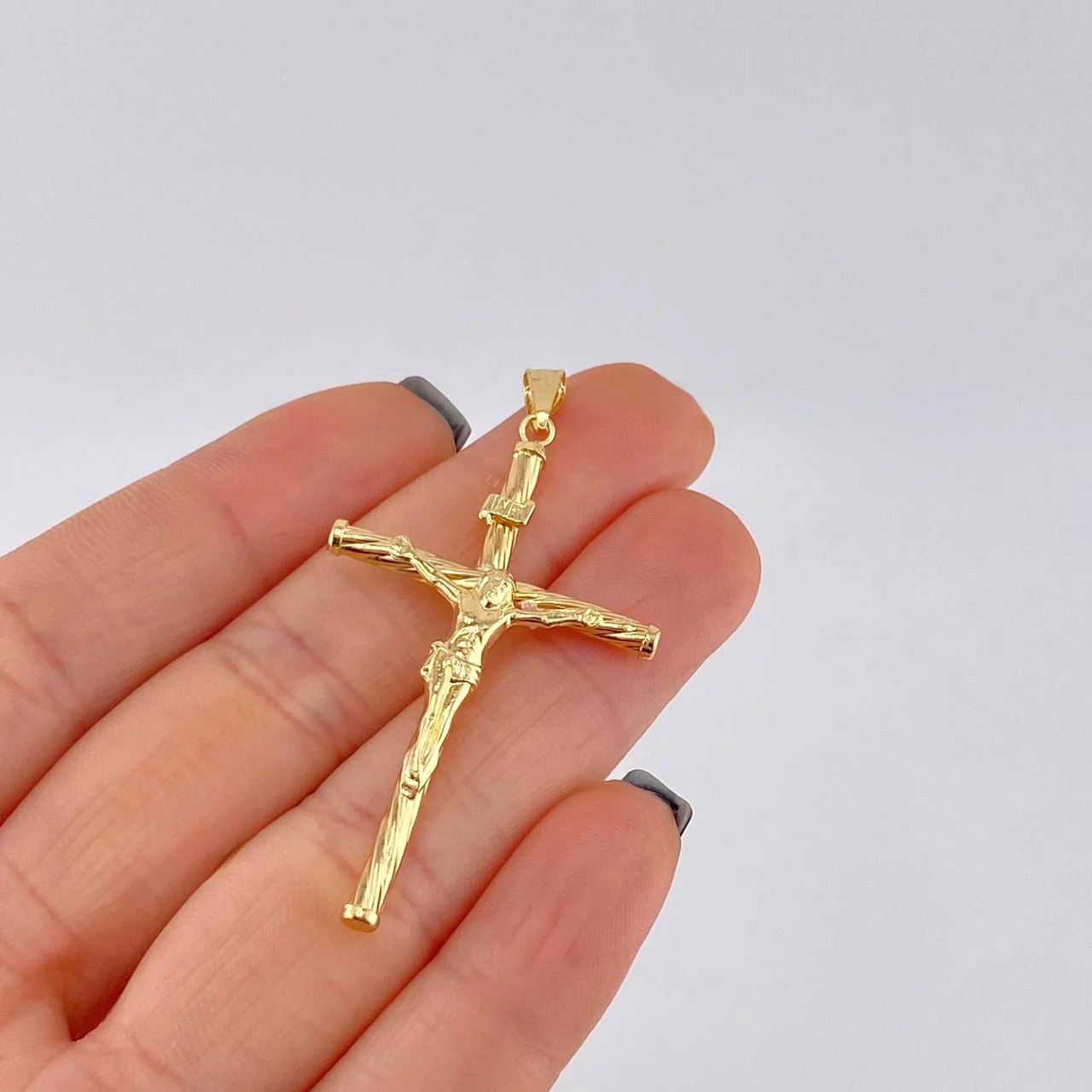 Dije Cruz 1.85g / 5.5cm Oro Amarillo 18K - Image 5